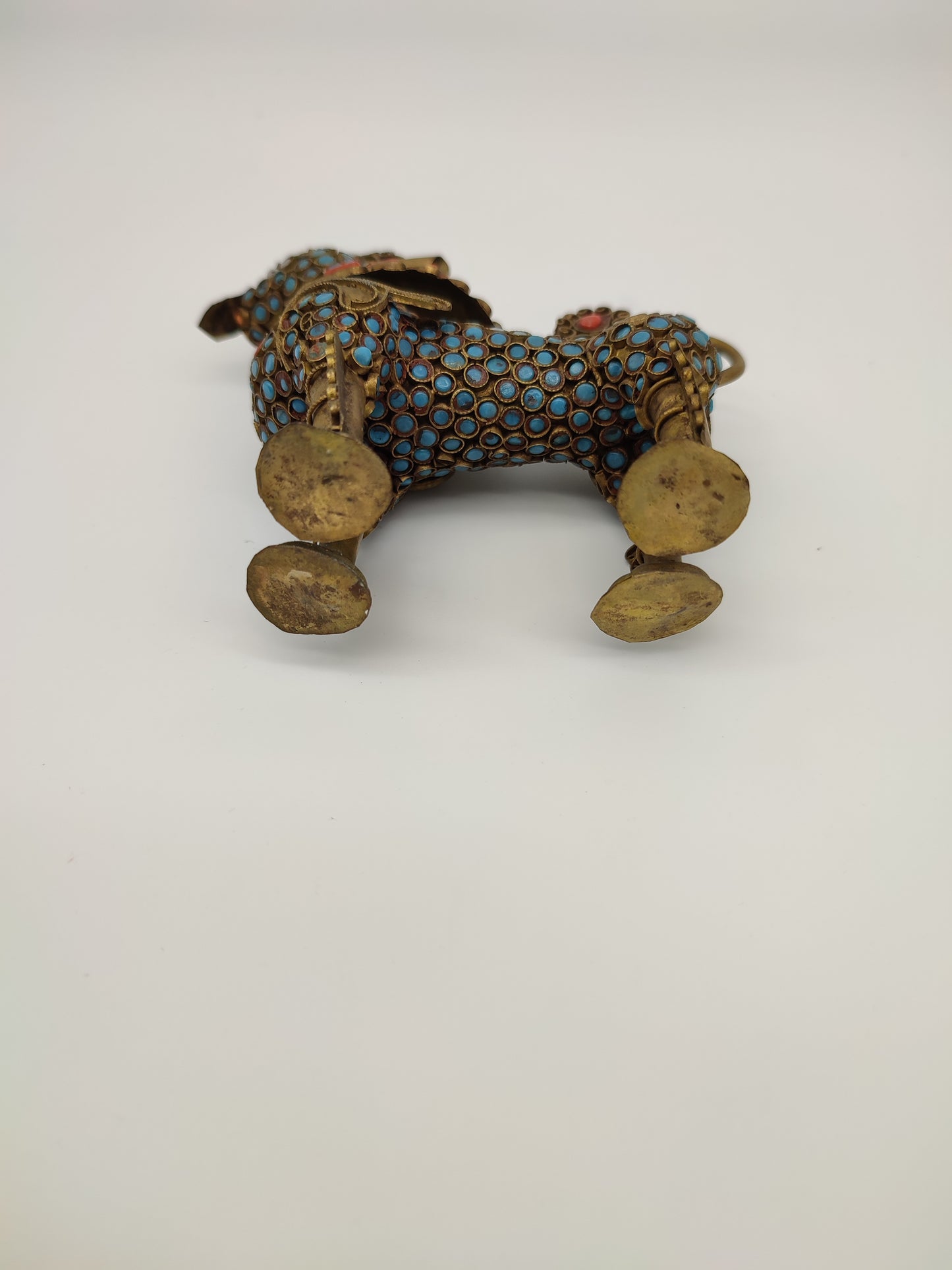 61670 Porta tabacco da fiuto cane di Foo cloisonné in ottone e decorazioni in turchese e corallo