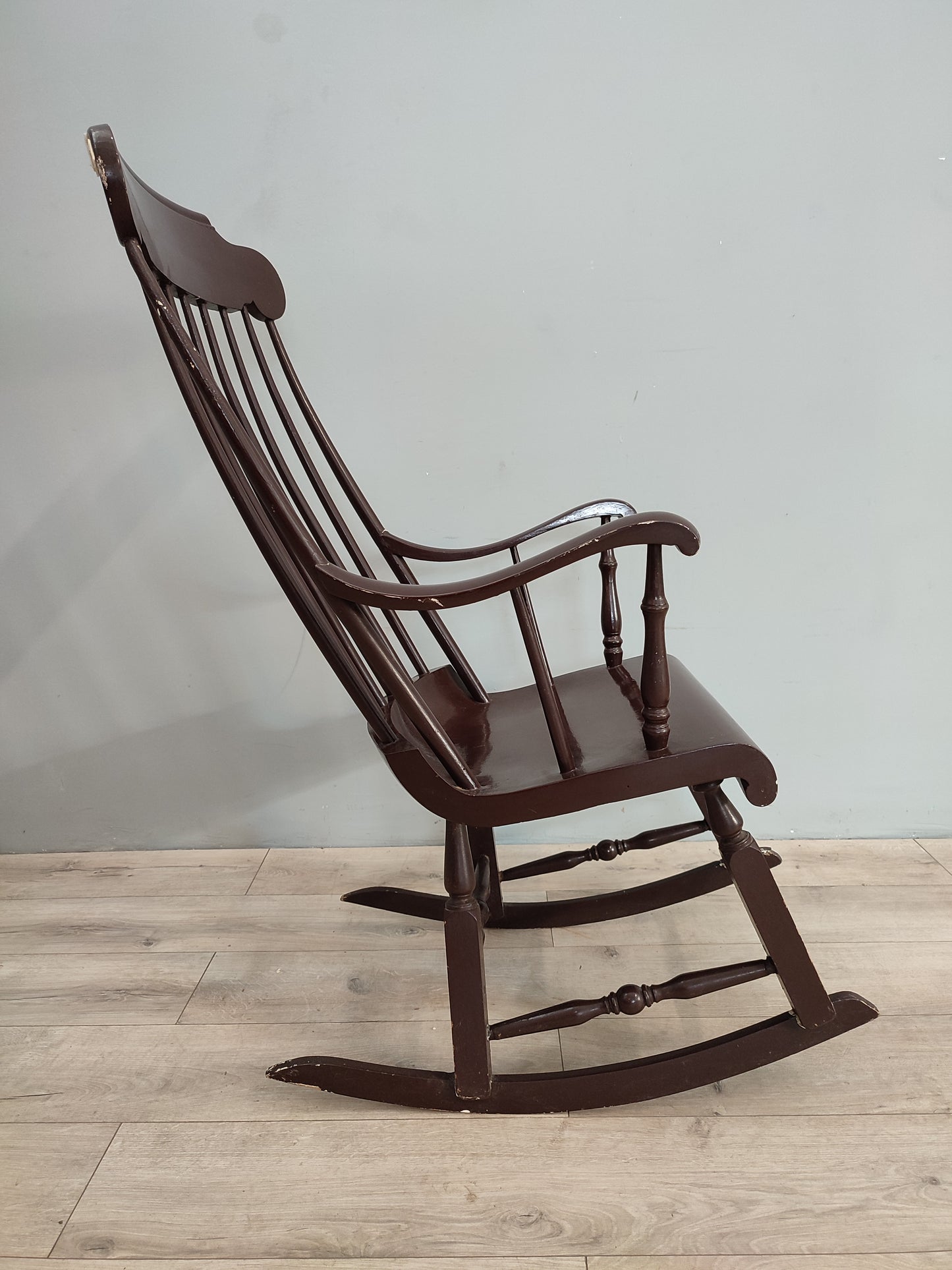 63637 Sedia a dondolo in legno