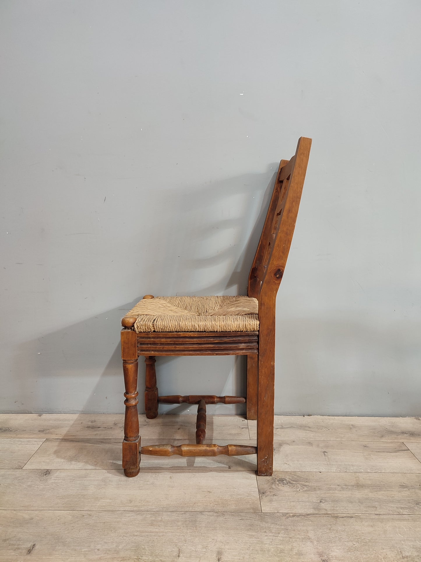 64806 Set n 6 sedie in legno e paglia