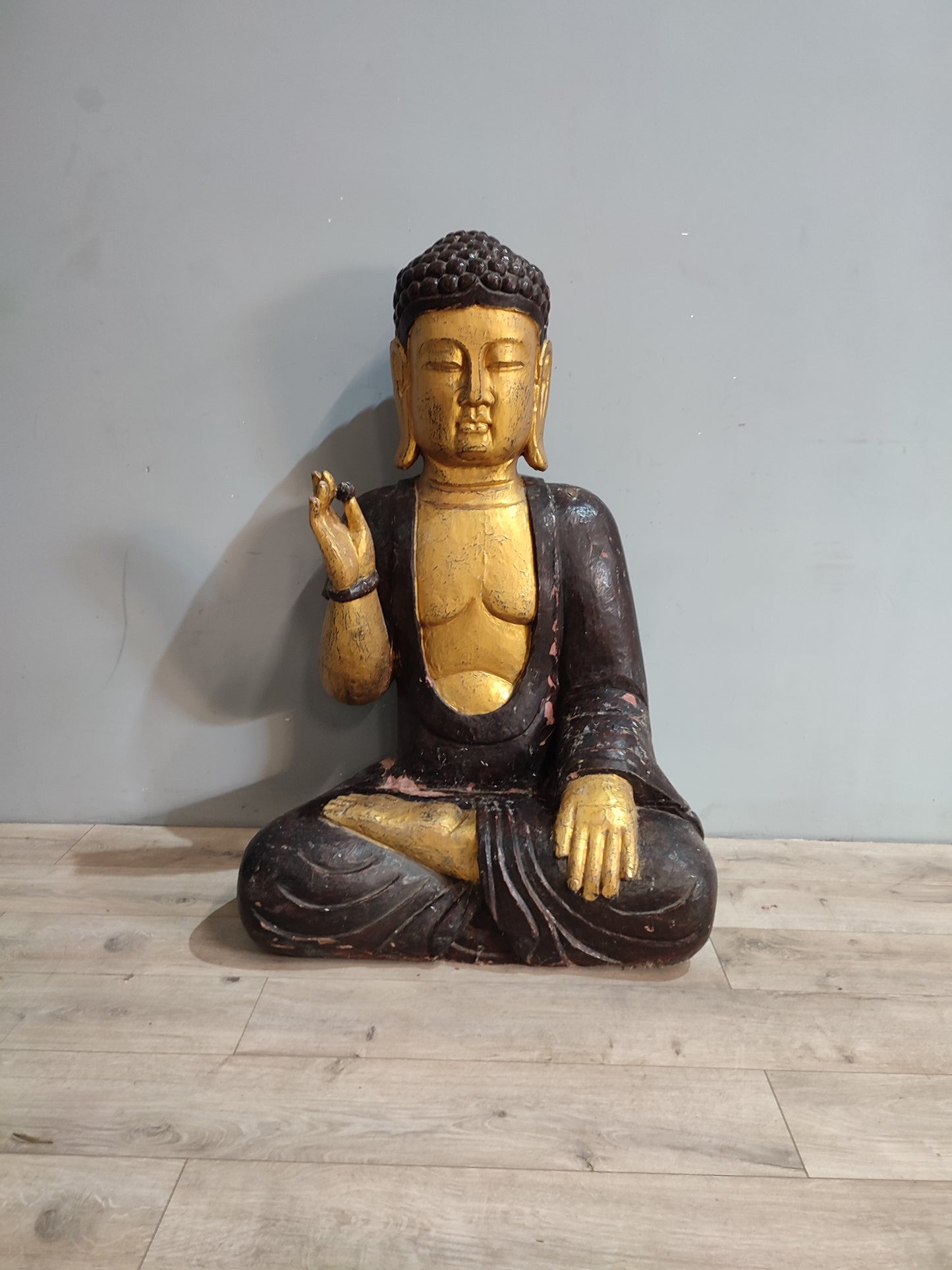 43256 Grande scultura buddha in legno dipianto