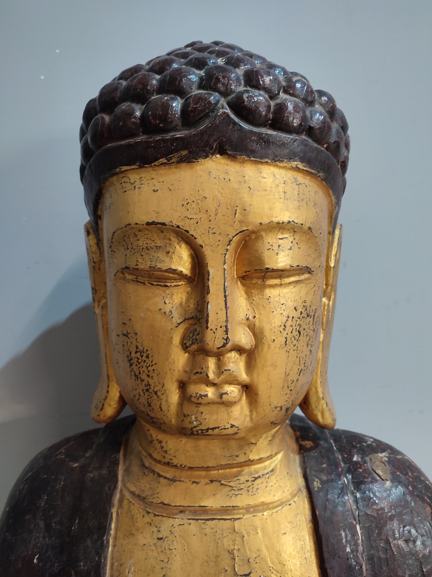 43256 Grande scultura buddha in legno dipianto