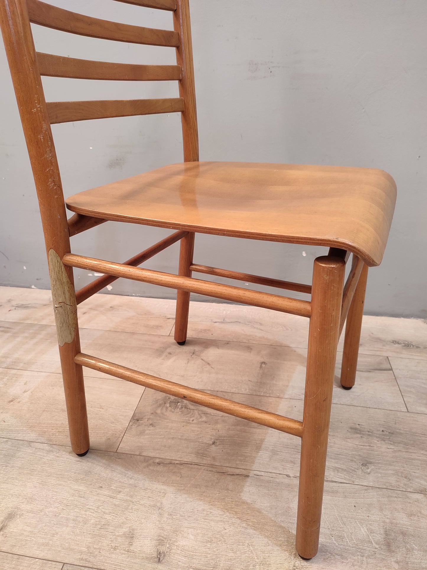 68072 Set n 4 sedie vintage in legno