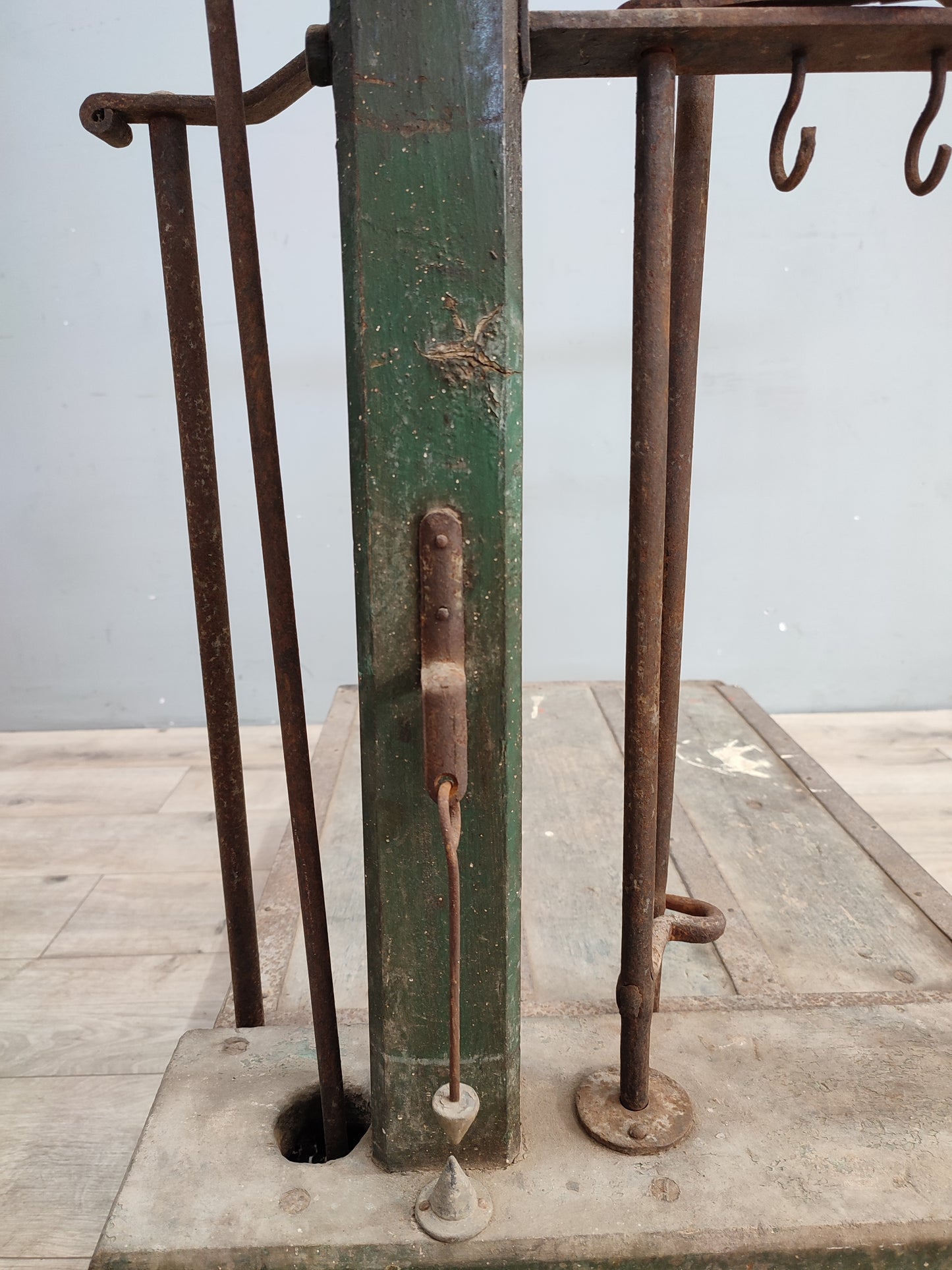 70836 Antica bascula in legno