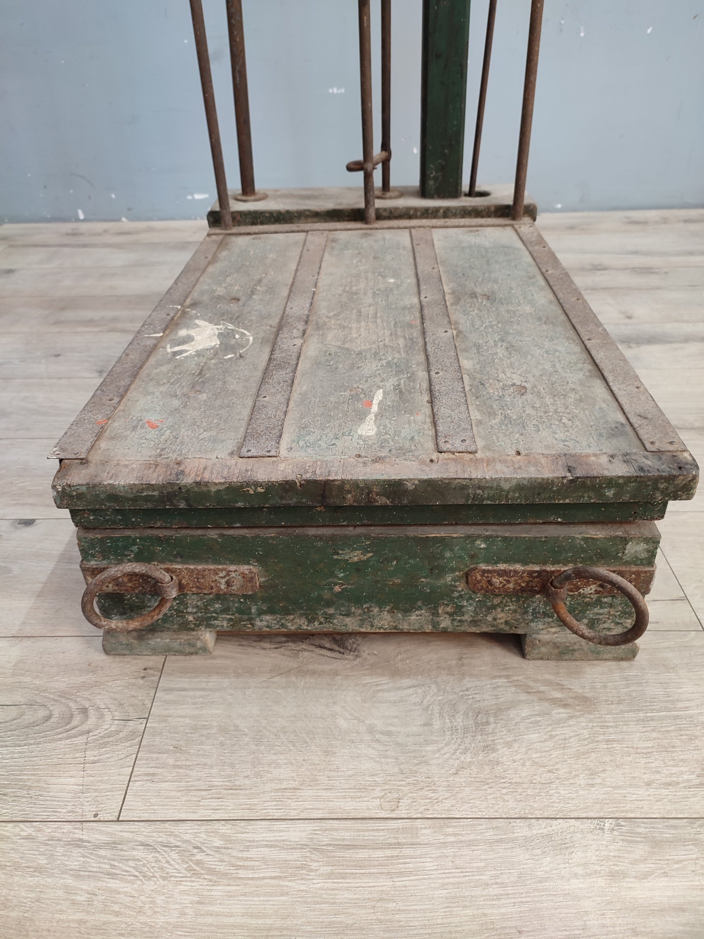 70836 Antica bascula in legno