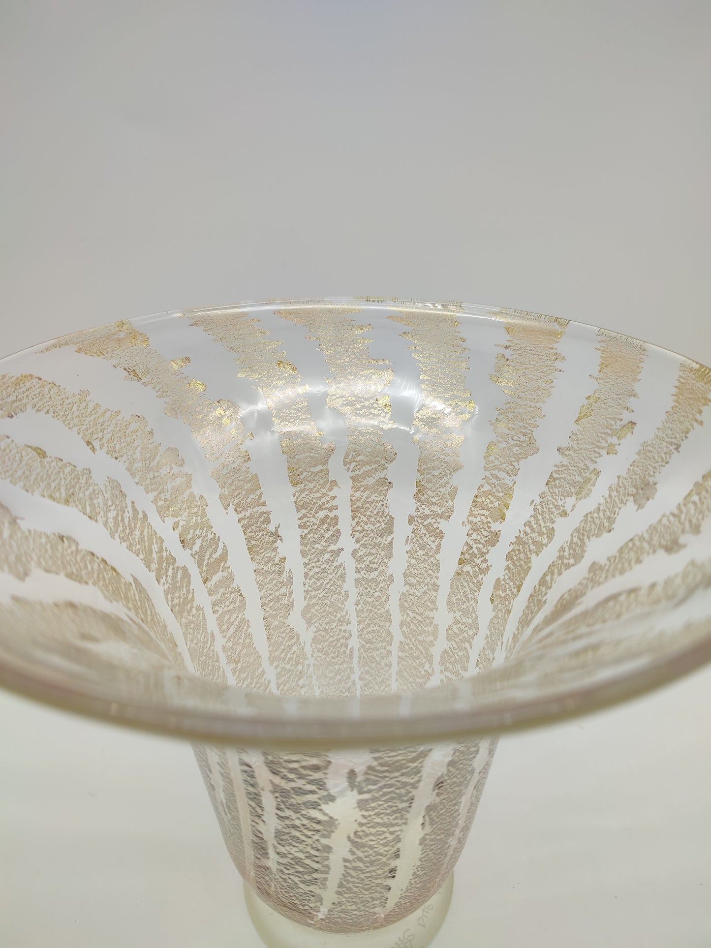 73724 Vaso in vetro di Murano con sfumature oro