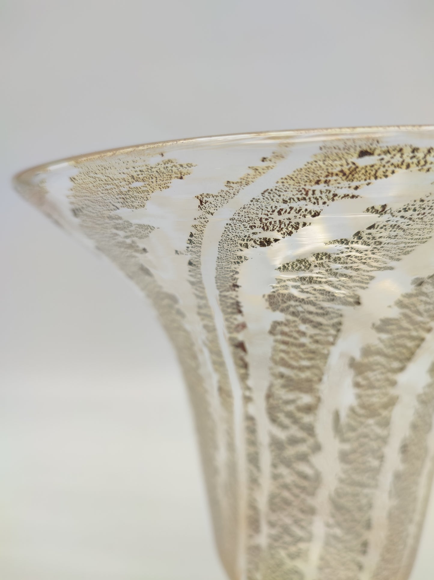 73724 Vaso in vetro di Murano con sfumature oro