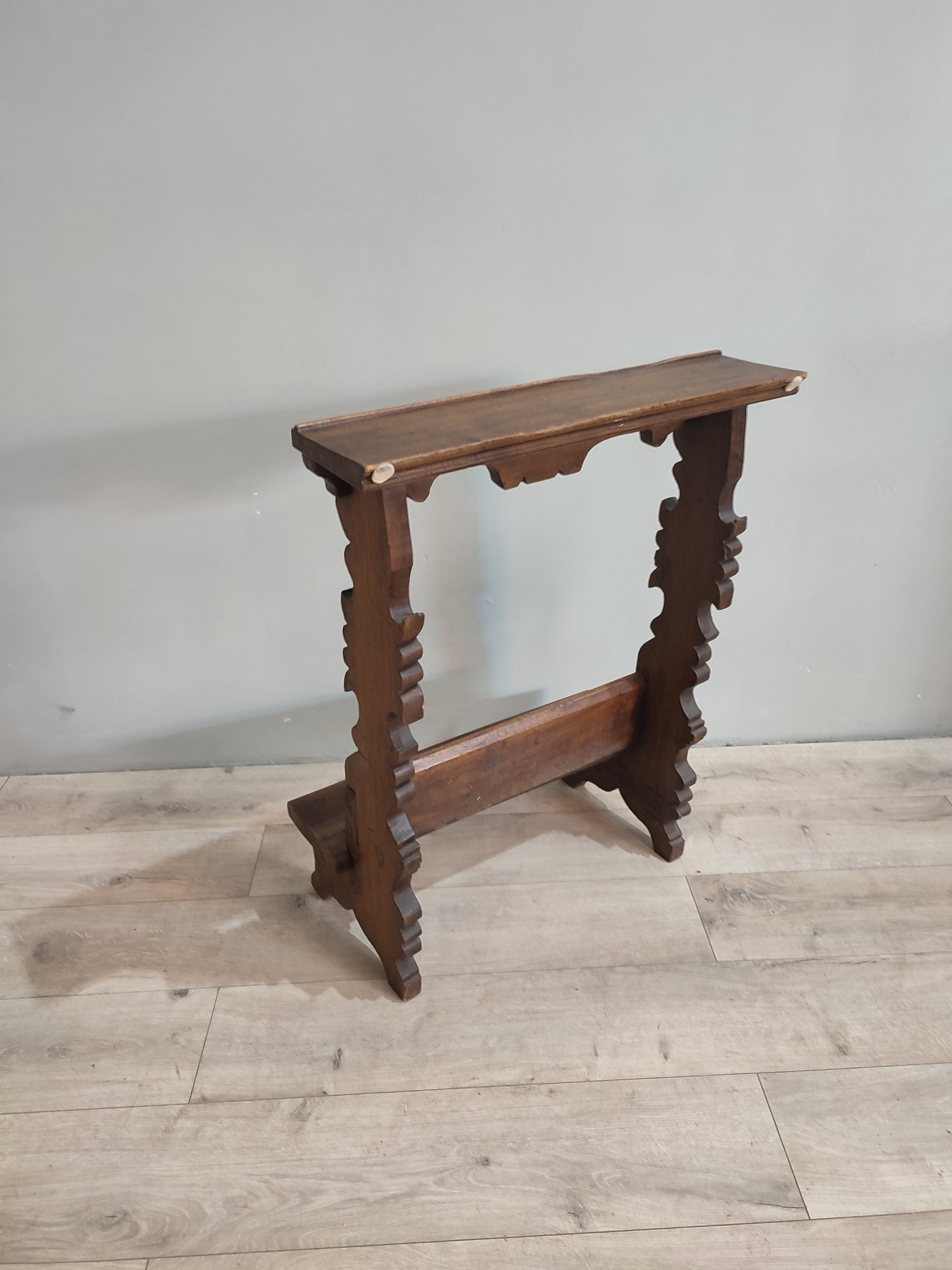 74125-2 Antico inginocchiatoio in legno