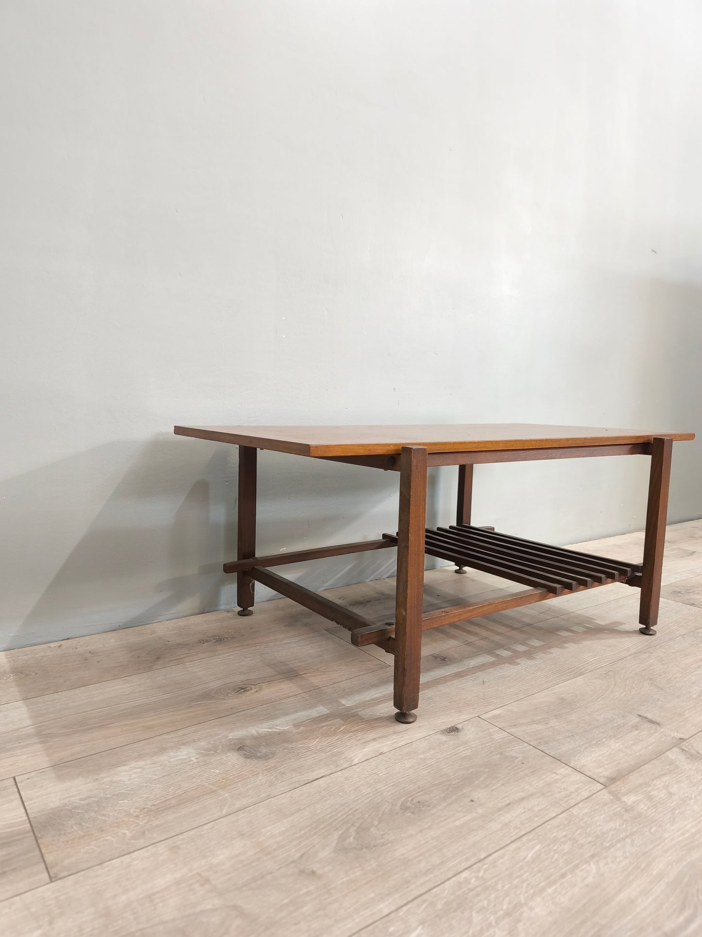 75009 Tavolo da salotto stile nordico