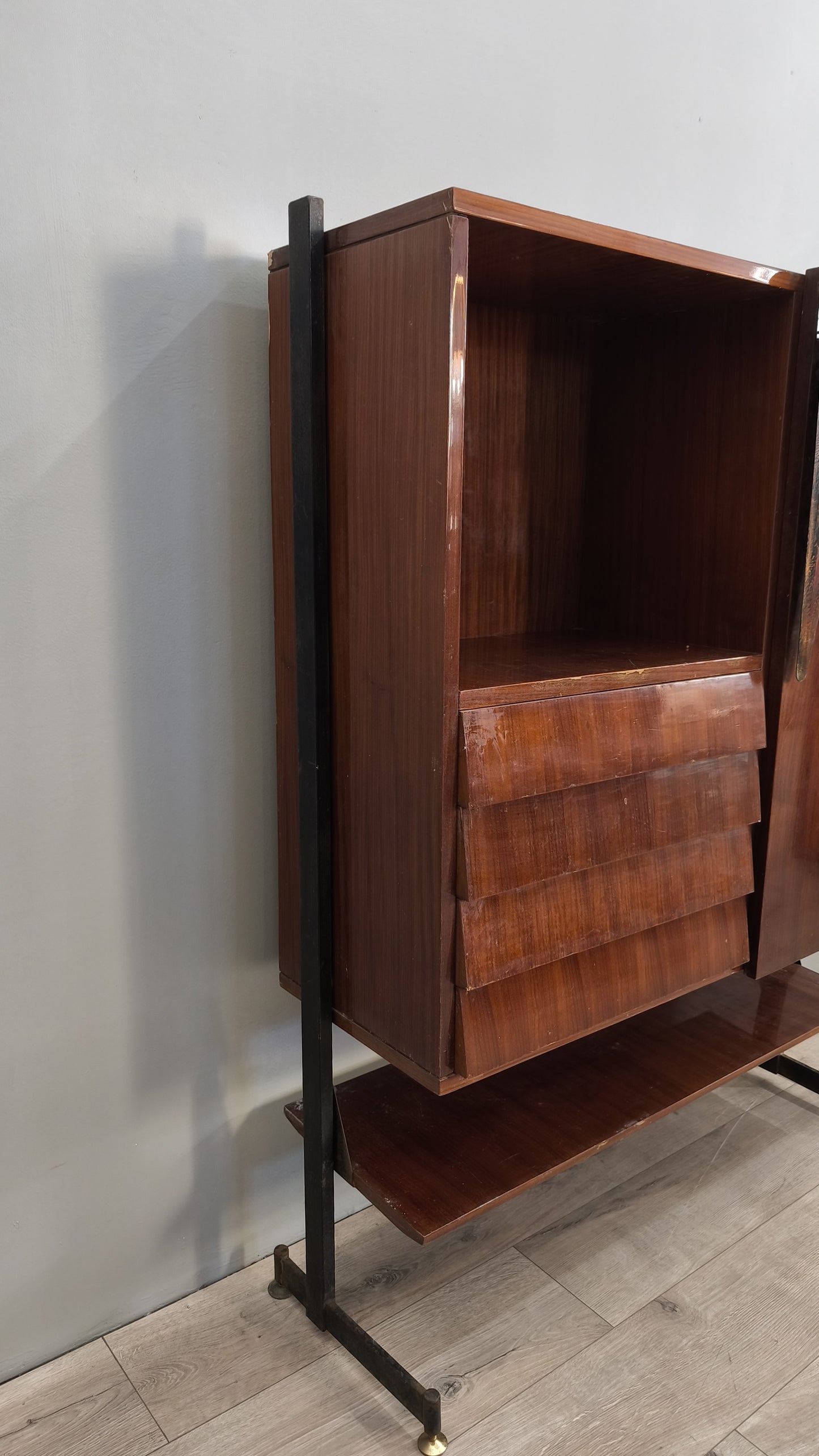 75755 Credenza stile nordico con sportello e cassetti