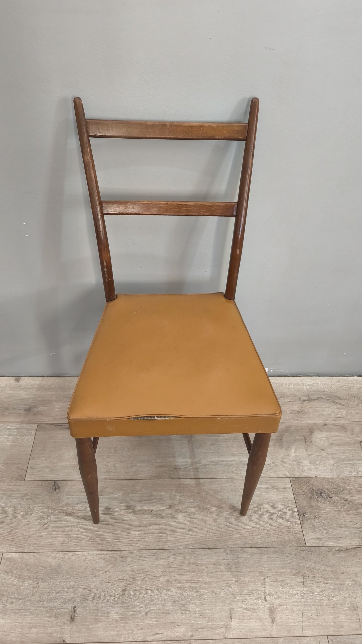 75758 Set n 6 sedie stile nordico con seduta in tessuto marrone