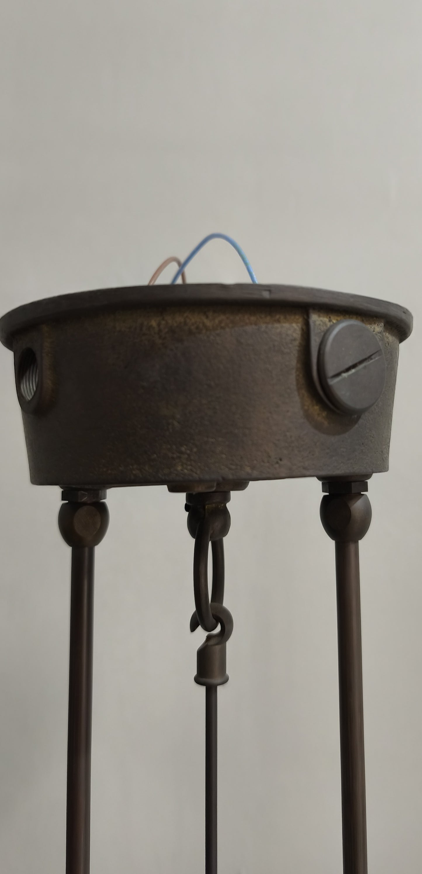 76769 Lampada a sospensione Aldo Bernardi in ottone anticato