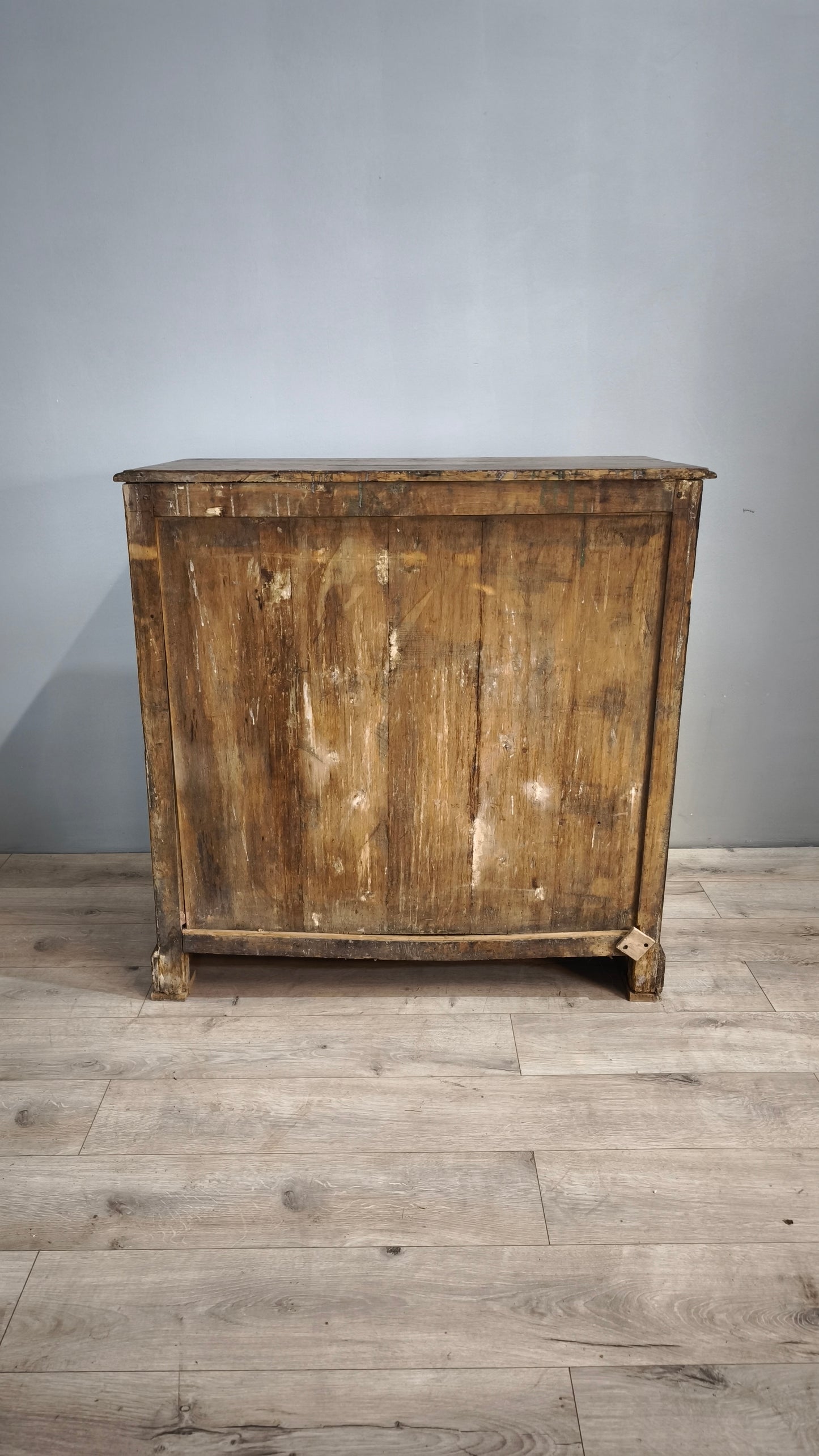 77425 Credenza due ante in legno massello