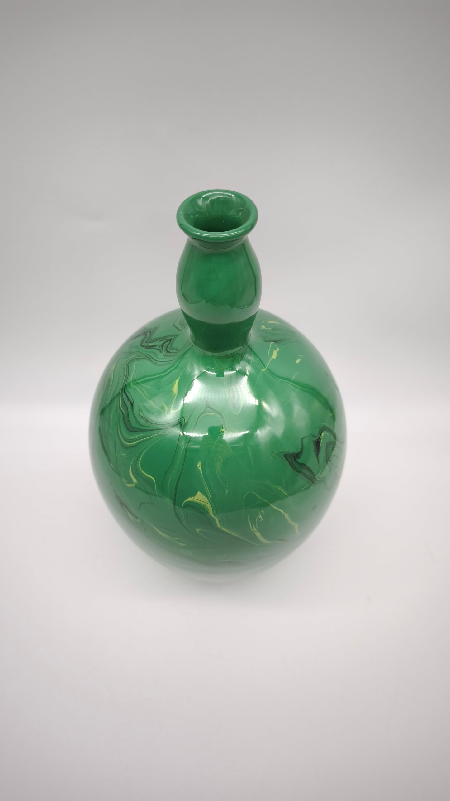 77480 Vaso in terracotta smaltata verde Zaccagnini