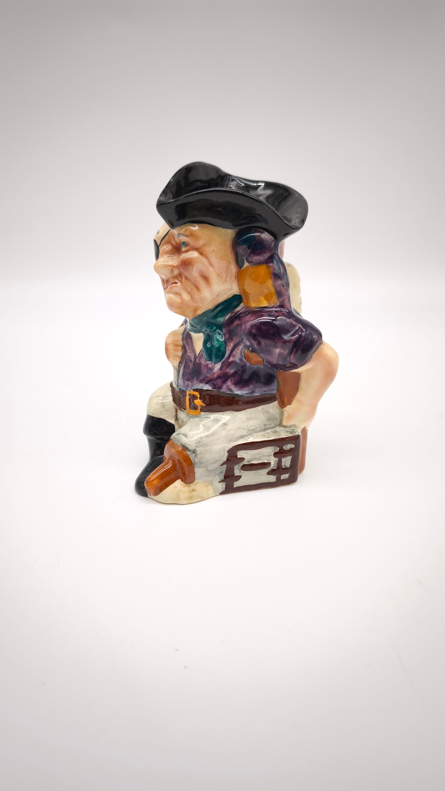 77527 Boccale in ceramica Staffordshire, England, pirata