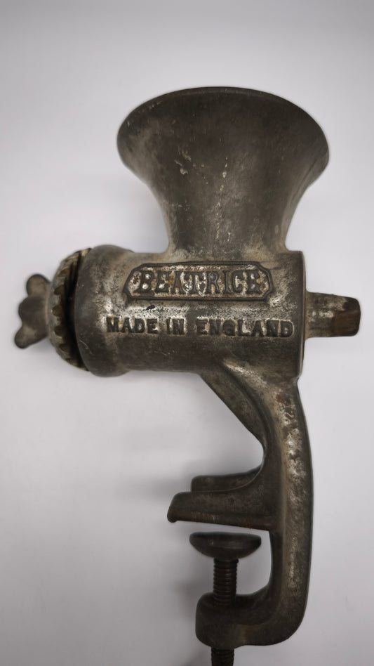 77520 Tritacarne vintage Harper Beatrice, made in England