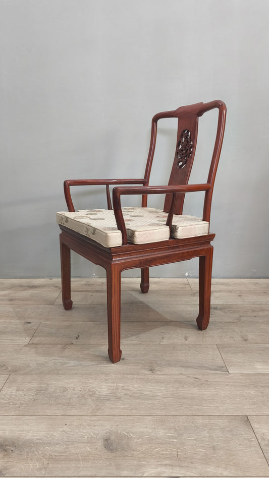 77879 Poltroncina cinese con braccioli in legno di palissandro