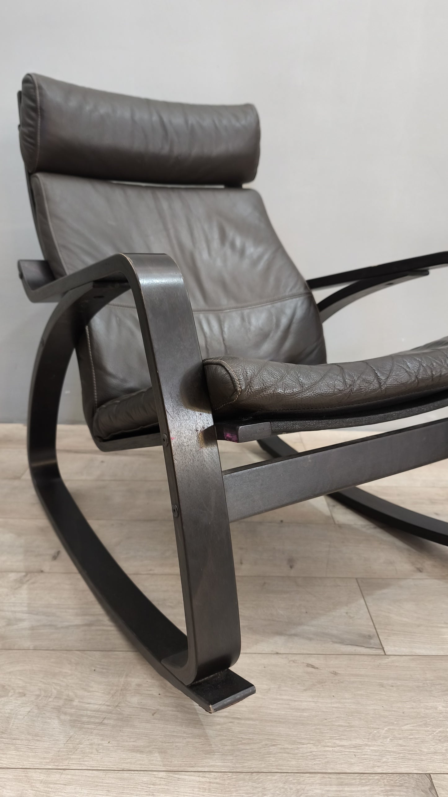 77964 Poltrona Poang Ikea nera a dondolo