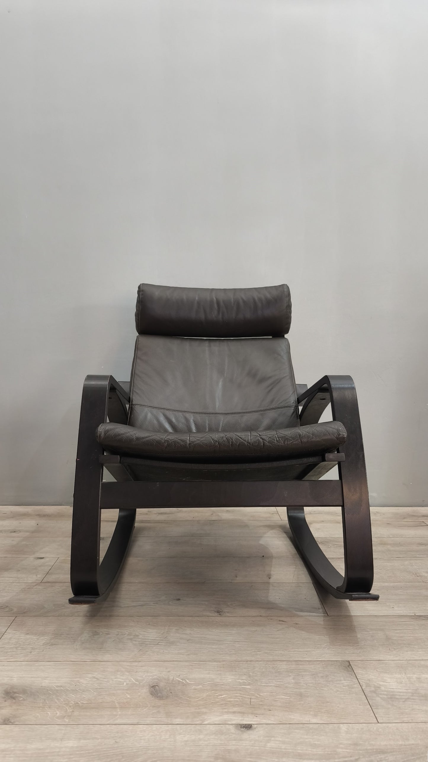 77964 Poltrona Poang Ikea nera a dondolo