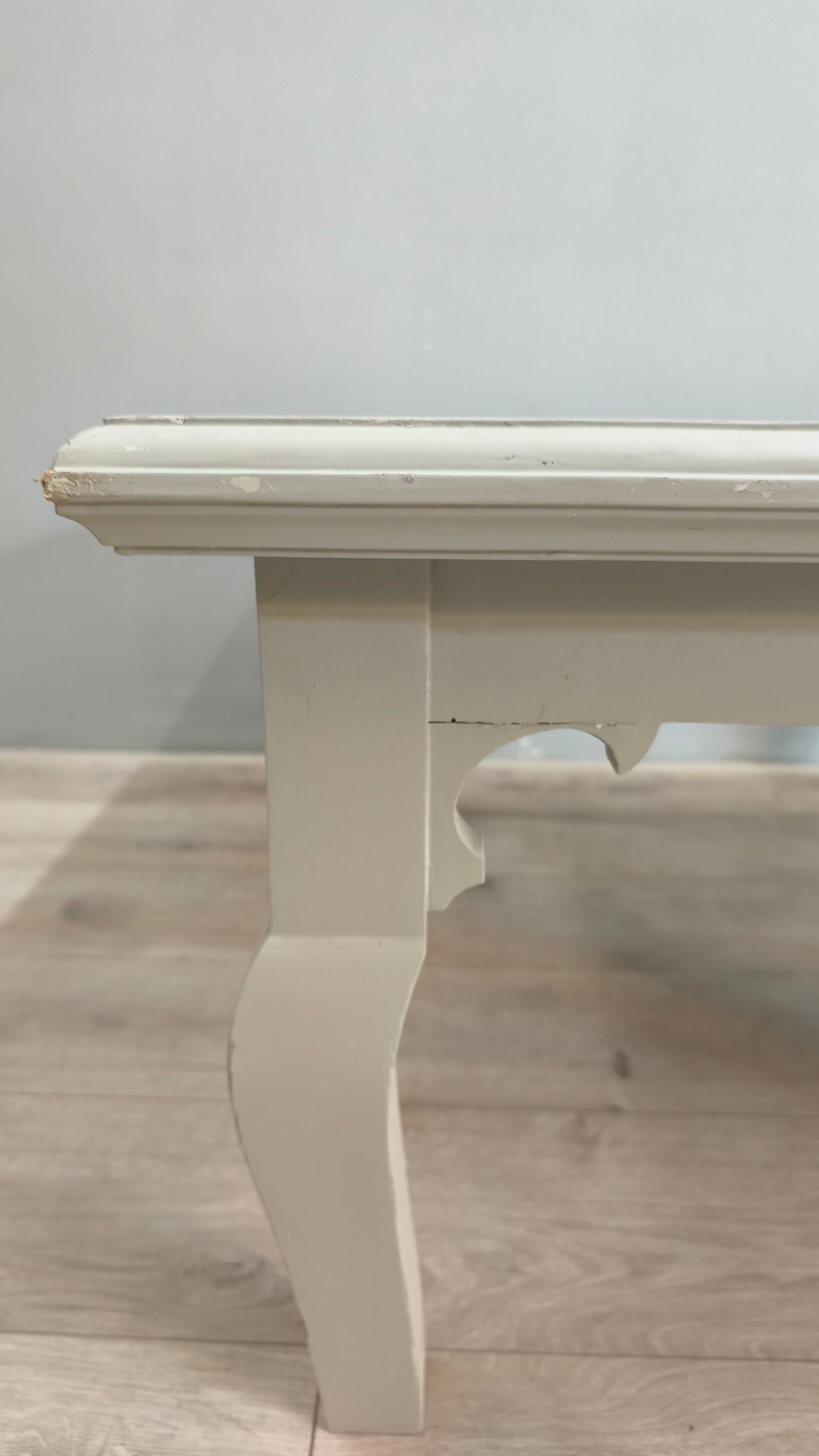 77868 Tavolino da salotto grigio in legno con piano quadrato