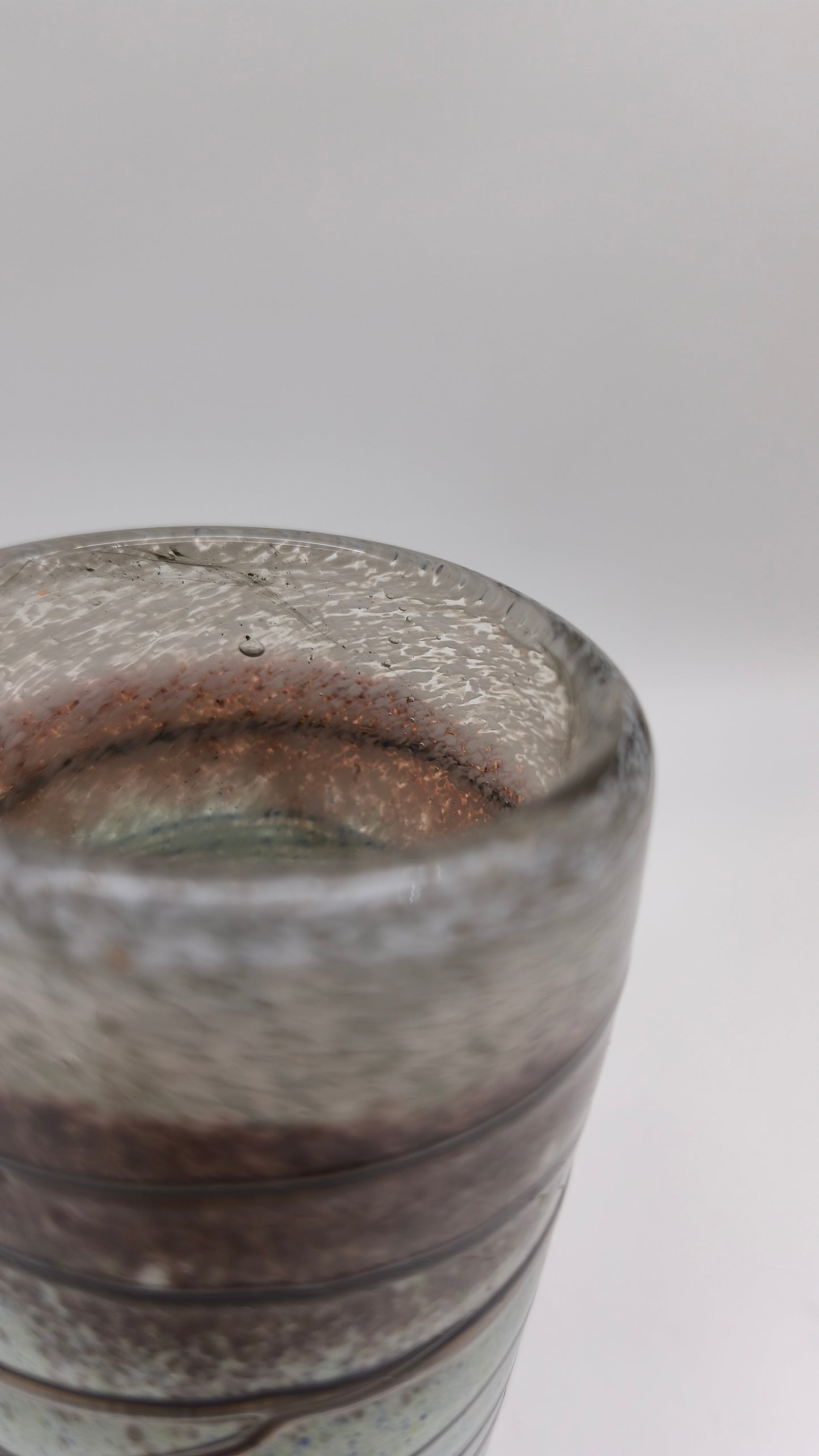 77800 Vaso in vetro cilindrico con decorazioni in vari colori