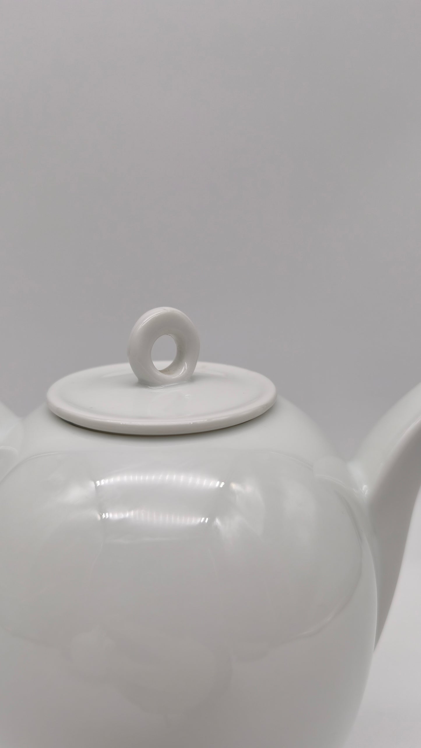 78046 Caffettiera Richard Ginori in ceramica bianca