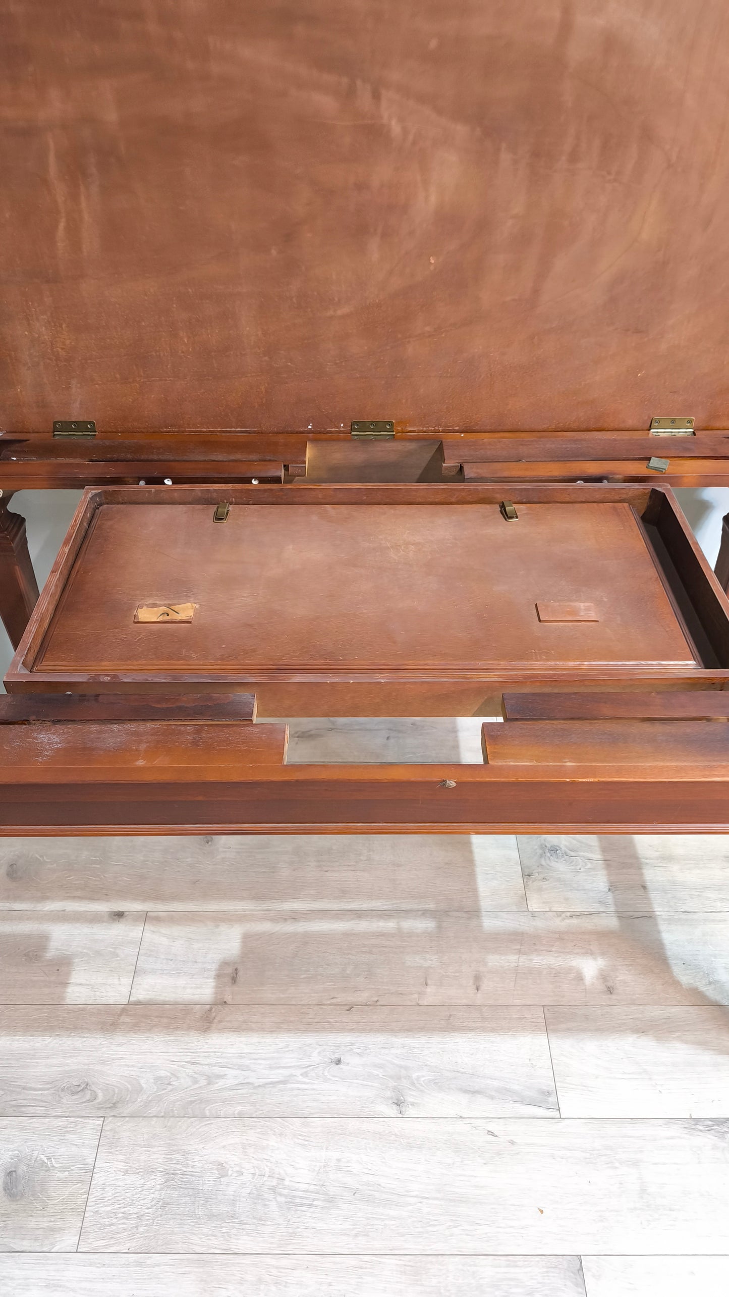 78424 Tavolo allungabile in legno
