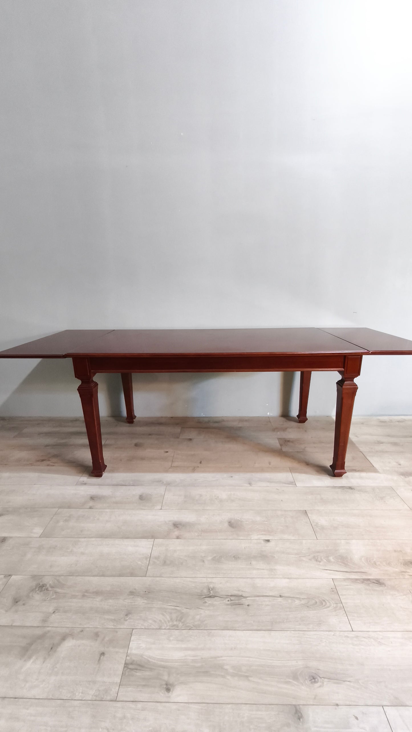 78424 Tavolo allungabile in legno