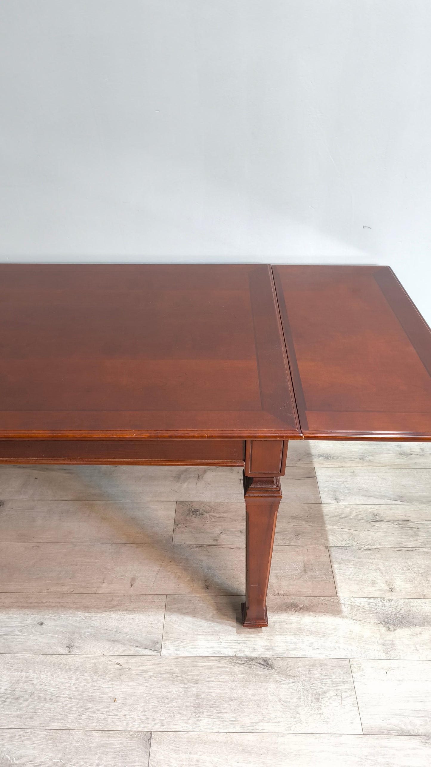 78424 Tavolo allungabile in legno