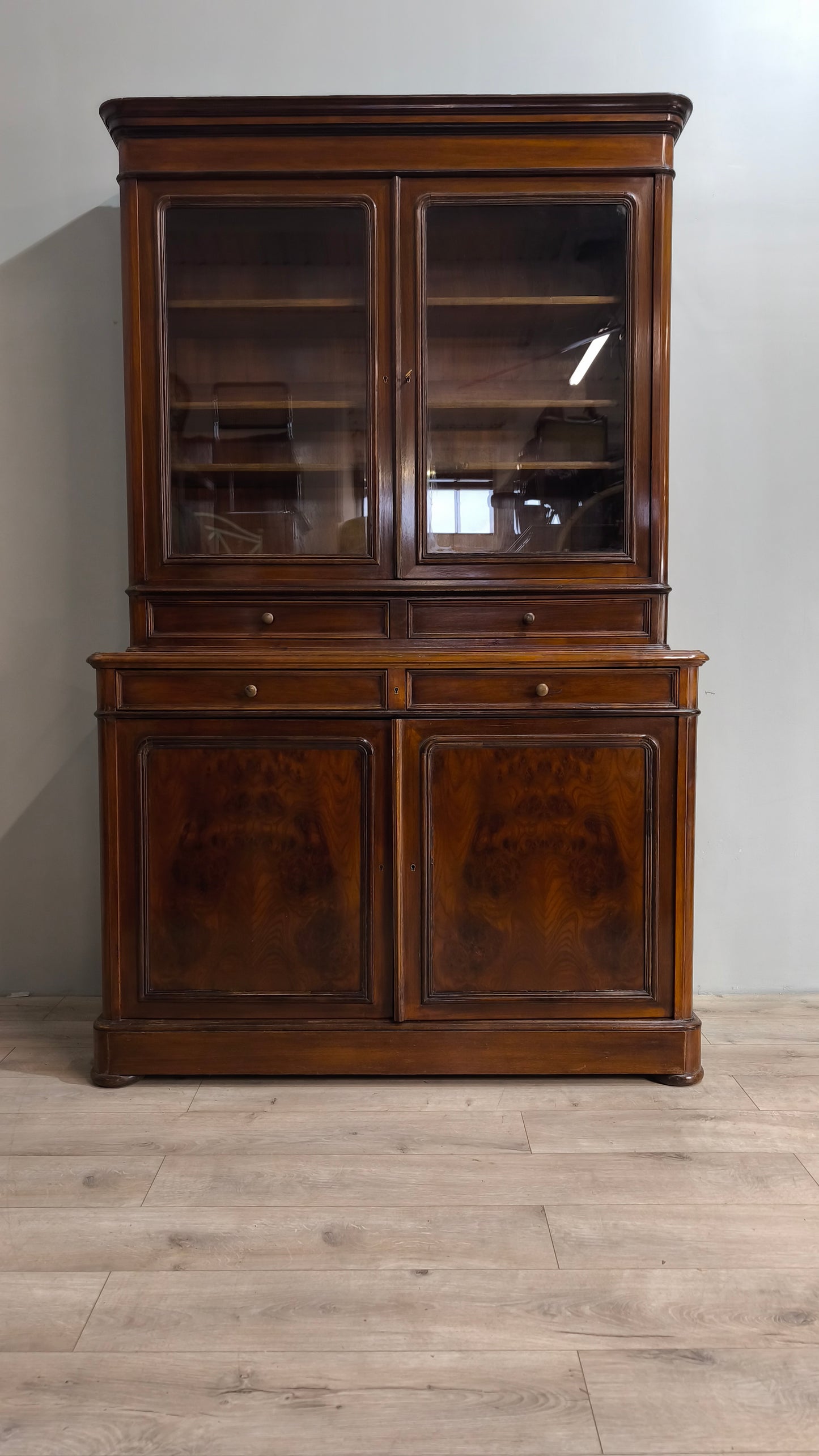 78296 Credenza in legno due ante