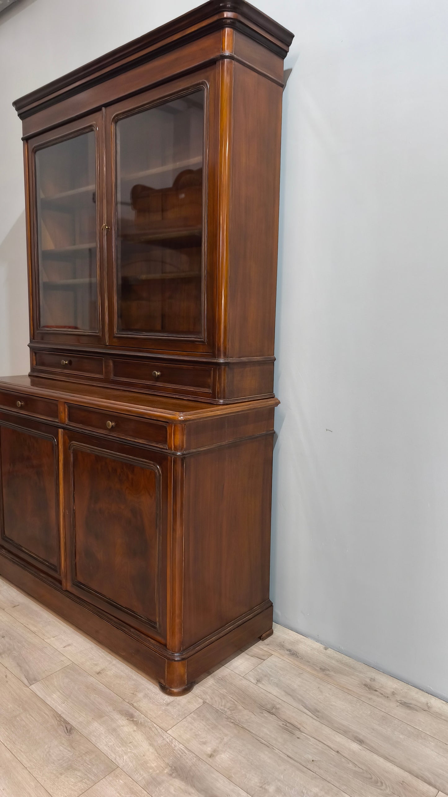 78296 Credenza in legno due ante