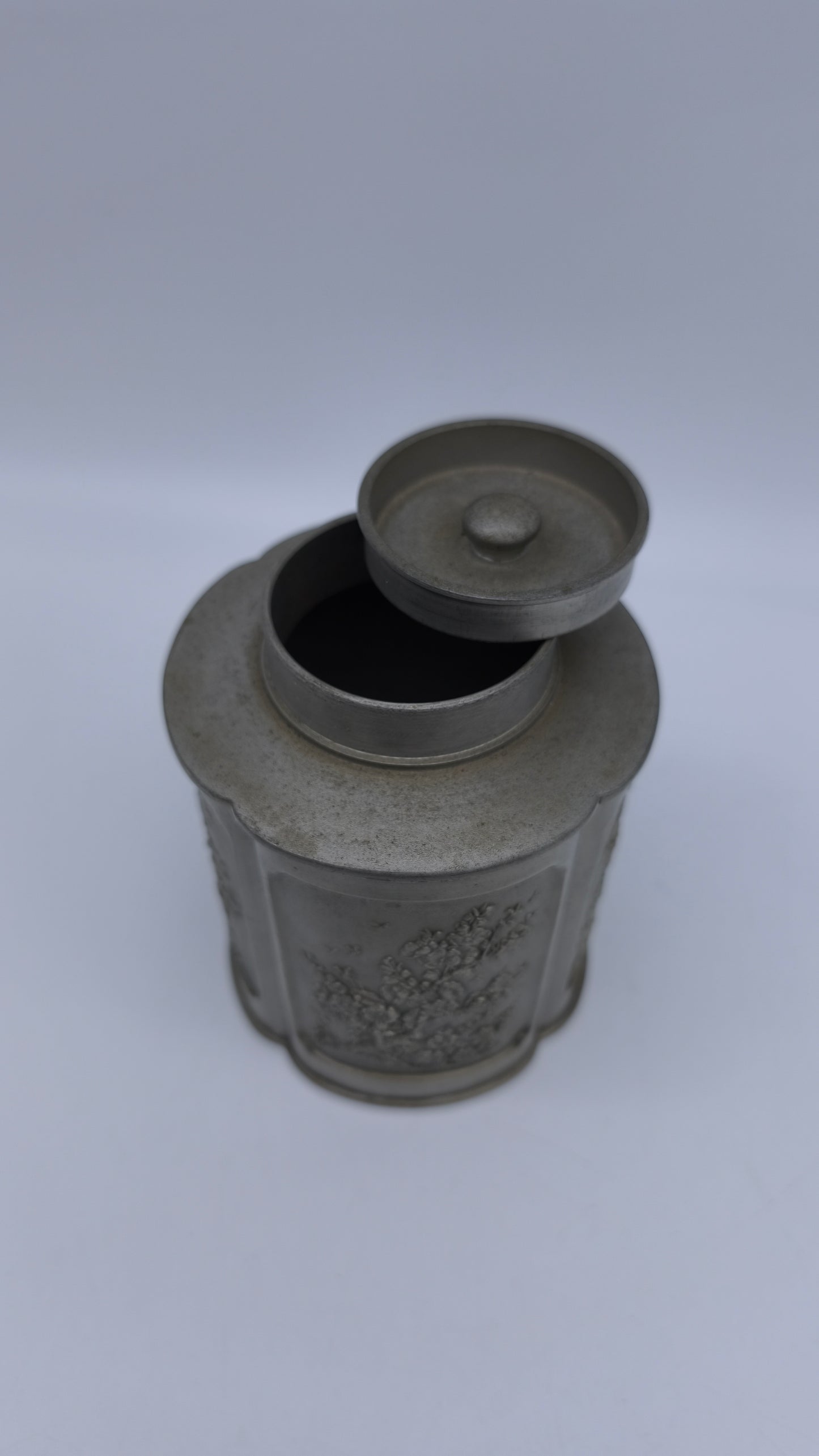 78439 Porta tè in metallo Royal Selangor