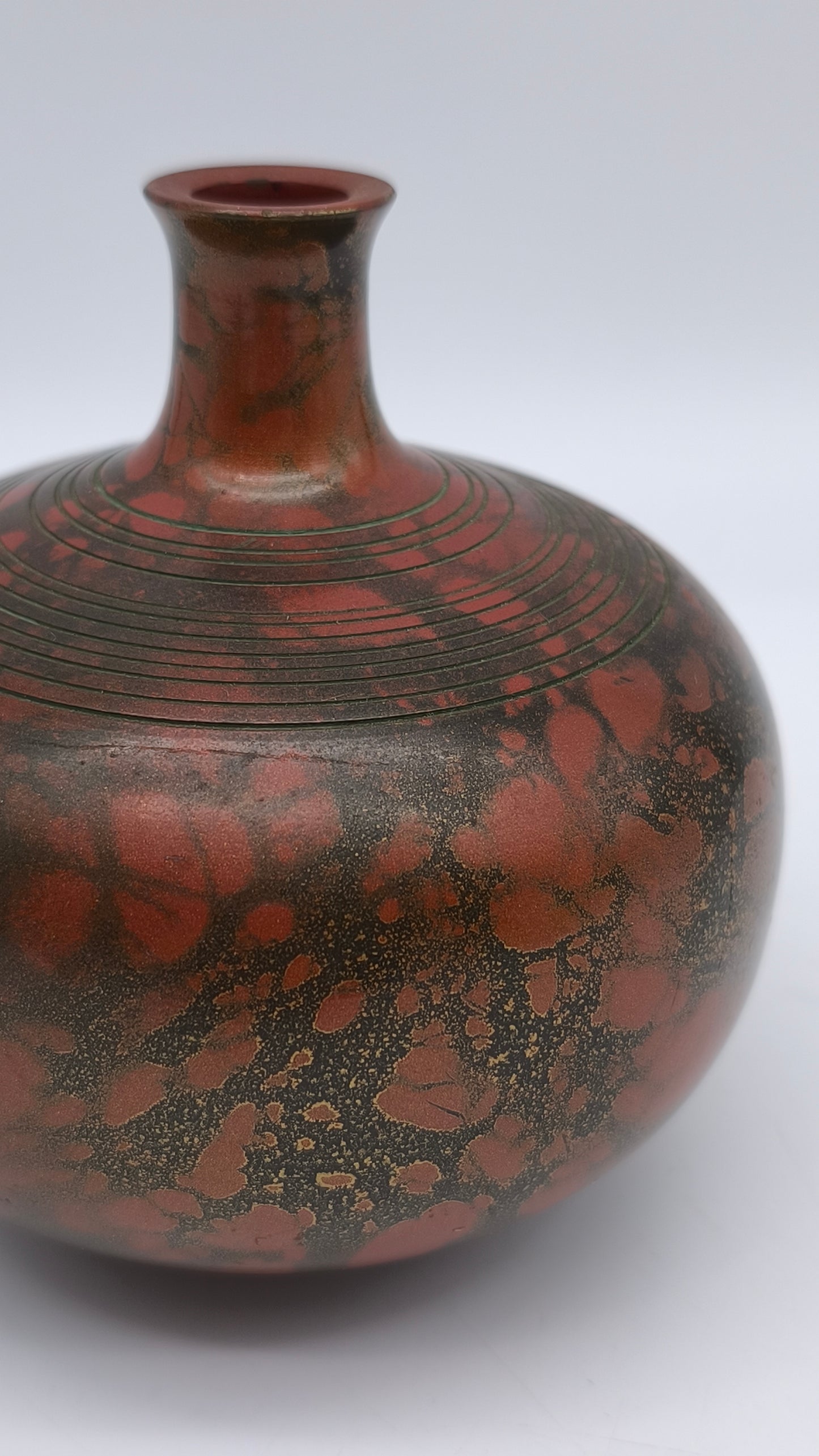 78136 Vaso in bronzo con lavorazione asiatica