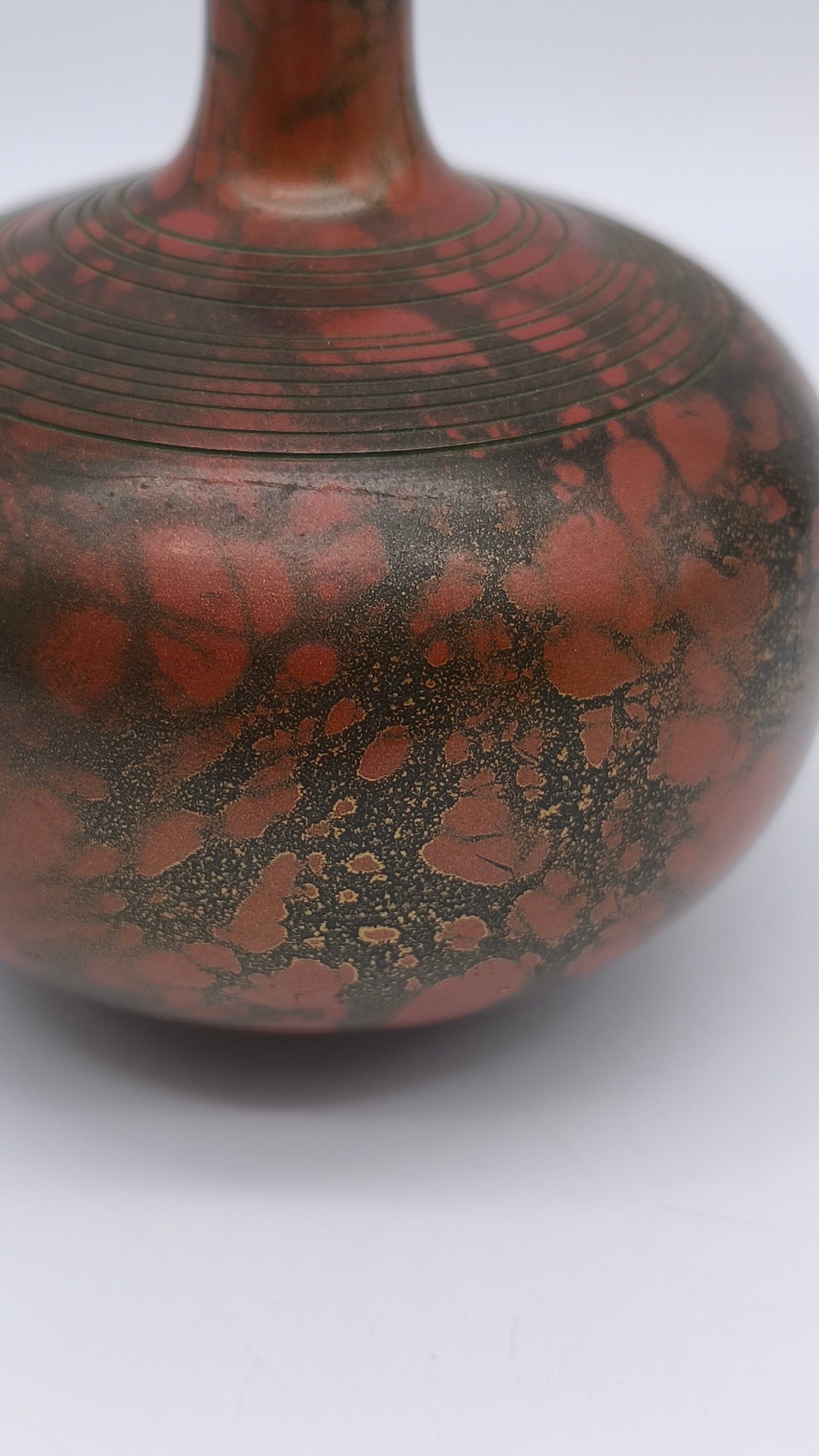 78136 Vaso in bronzo con lavorazione asiatica