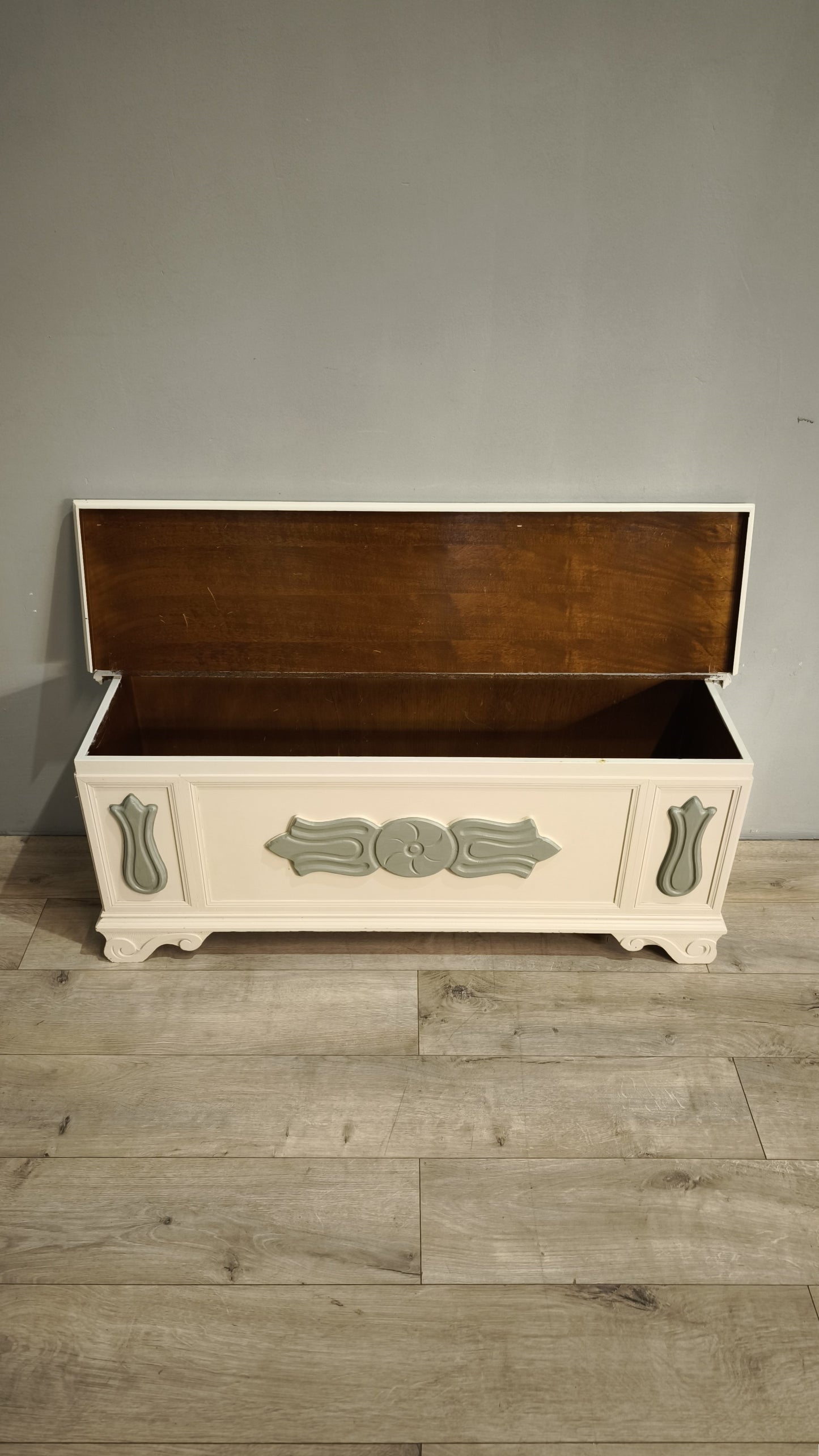 78784 Cassapanca in legno dipinta