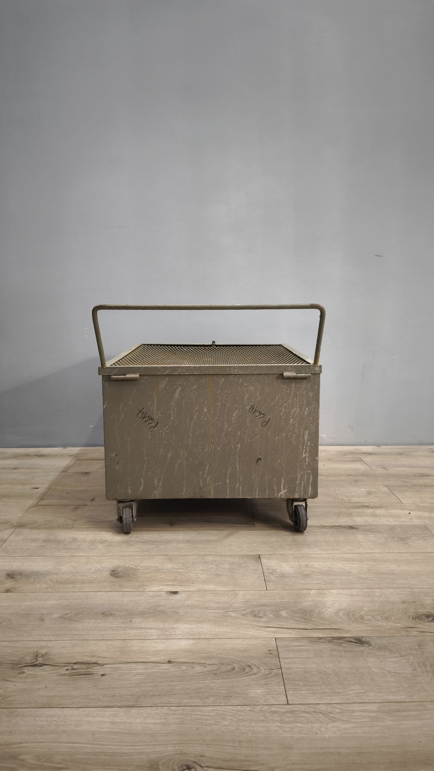 78972 Carrello in ferro stile industriale