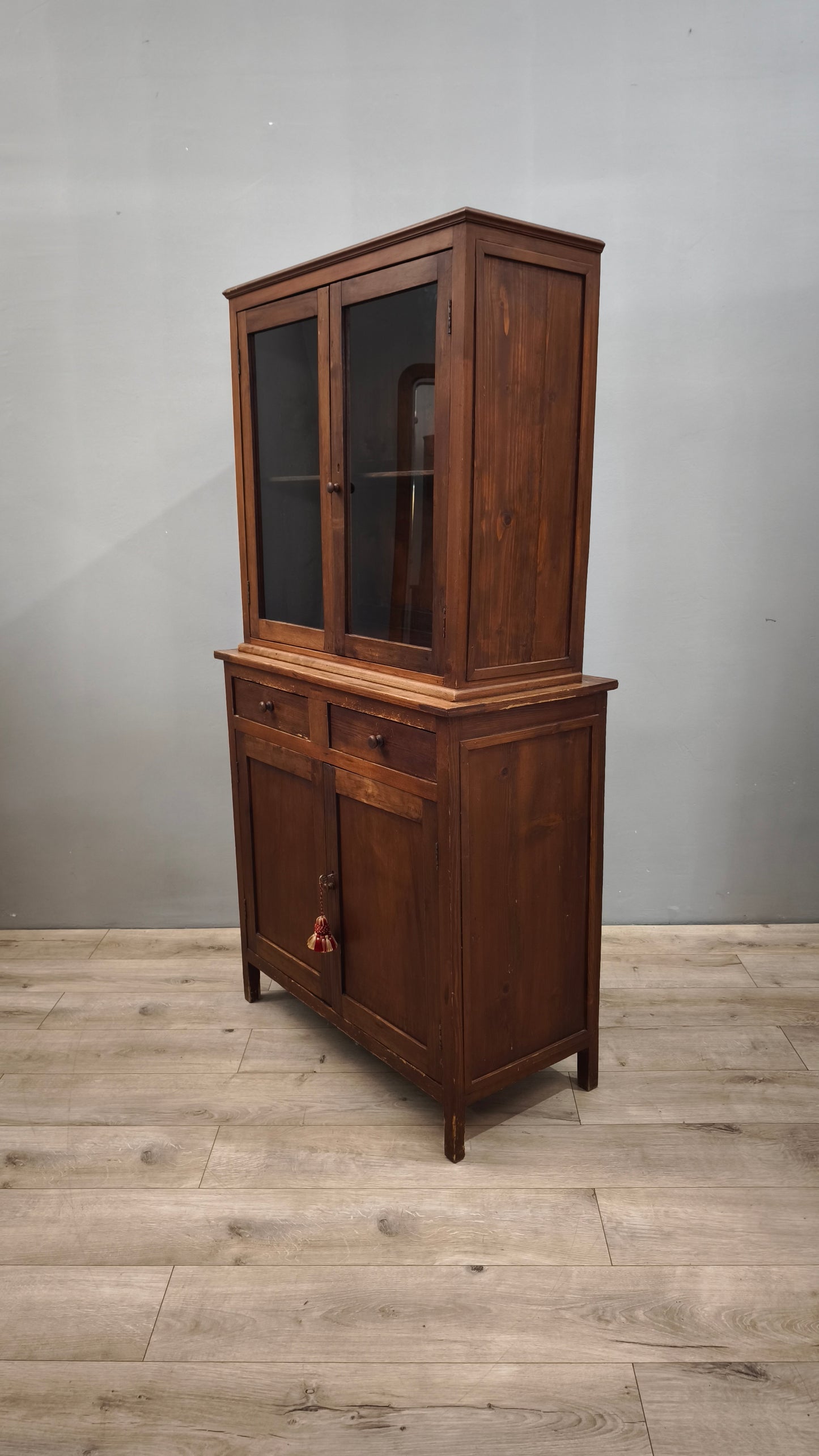 78988 Credenza in legno due sportelli