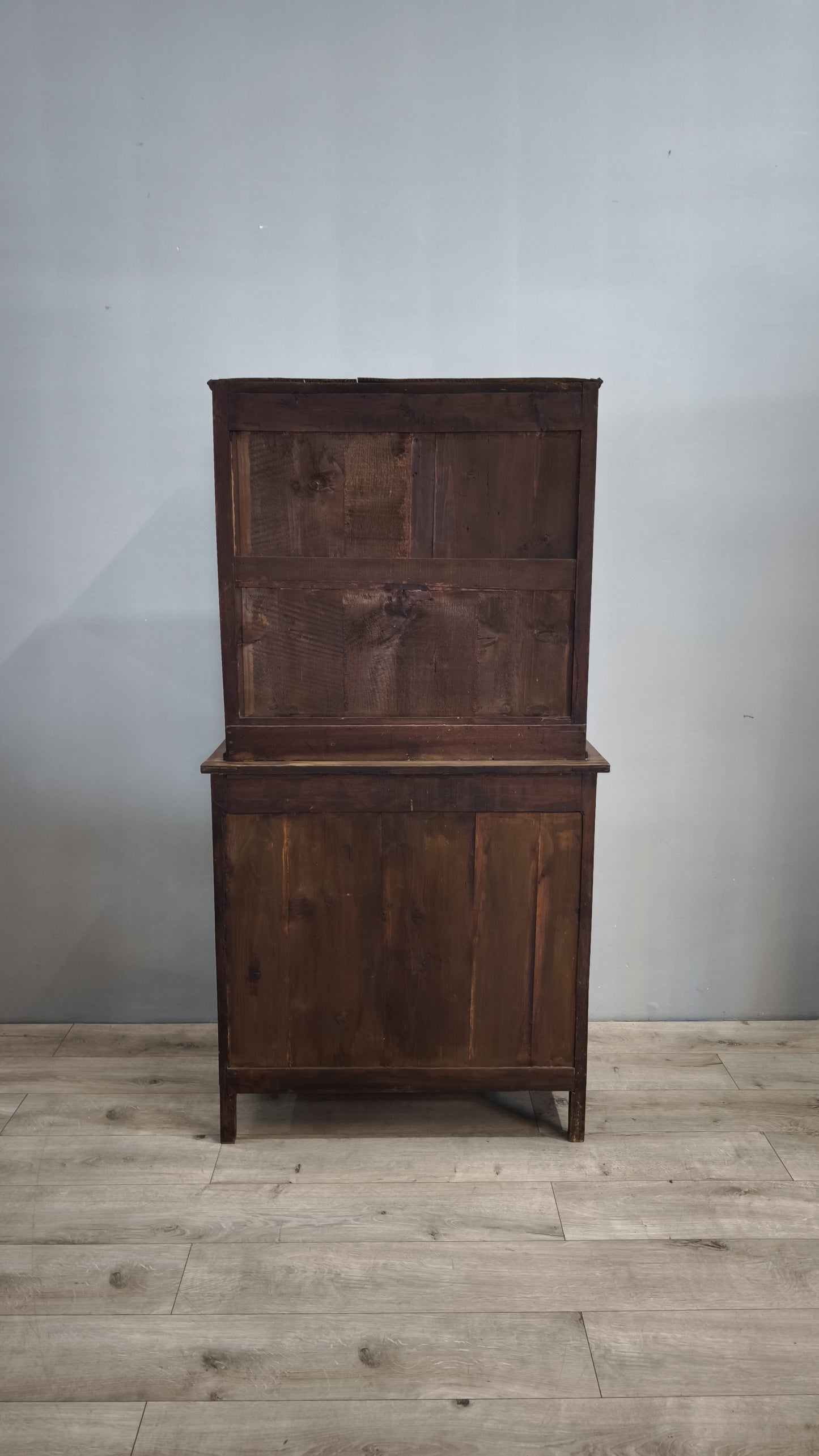 78988 Credenza in legno due sportelli