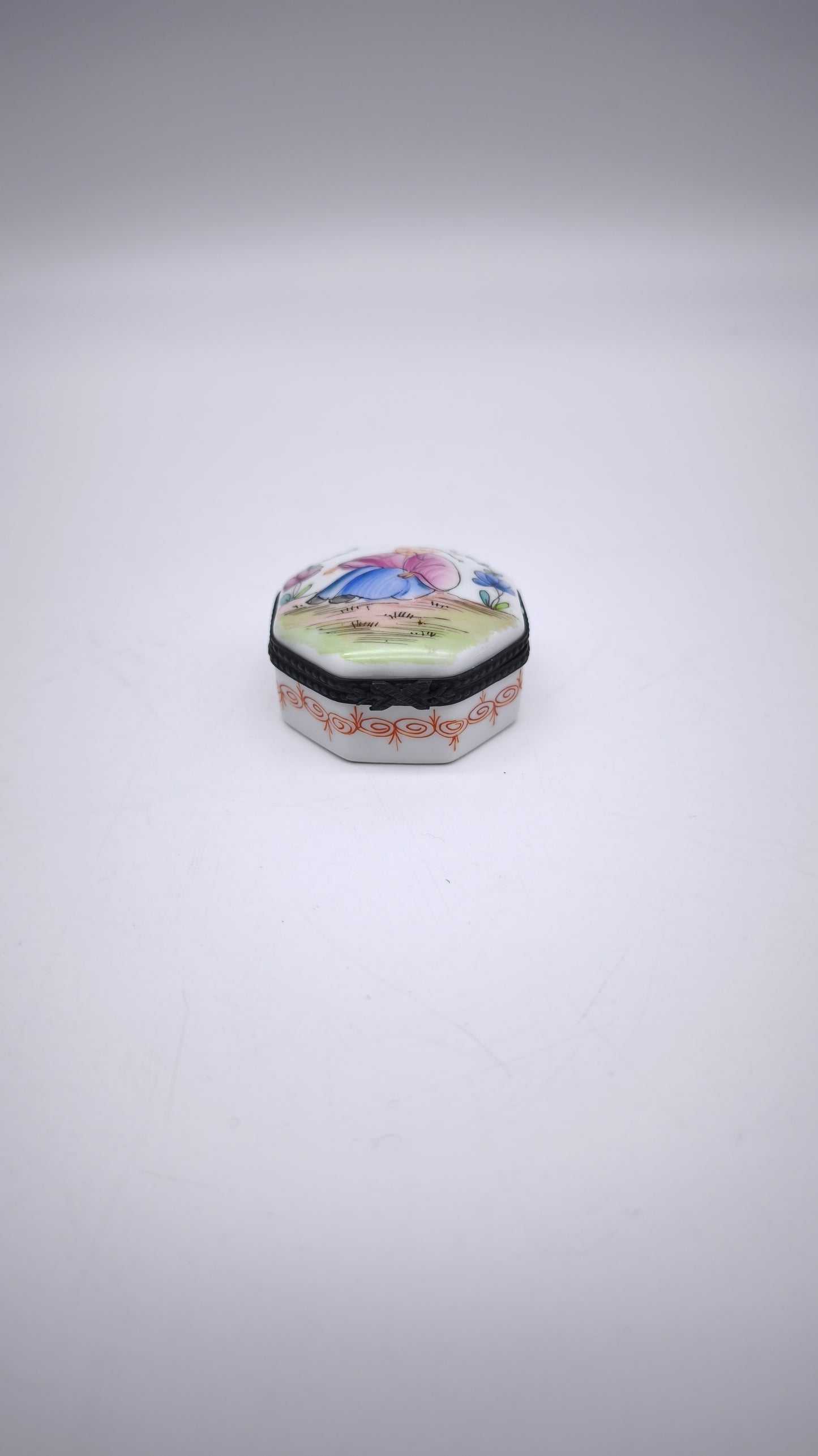 78847-4 Scatolina in ceramica Limoges