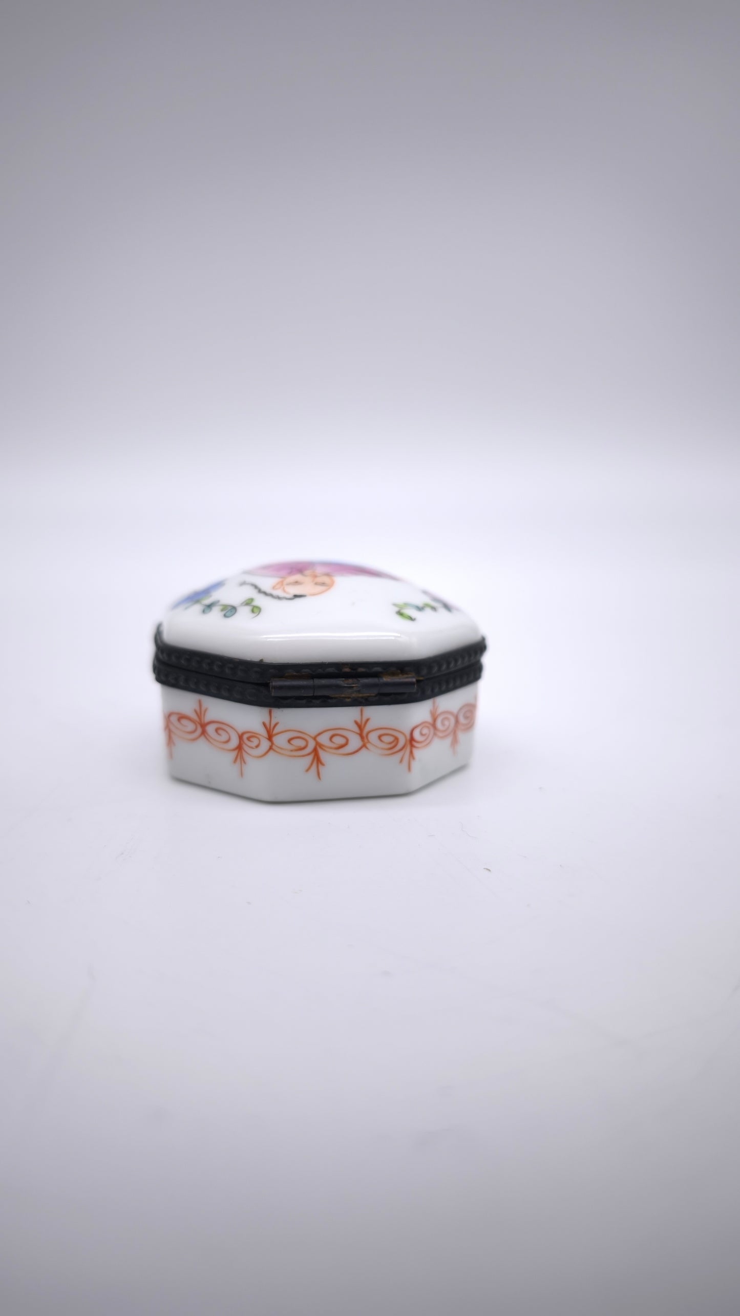 78847-4 Scatolina in ceramica Limoges