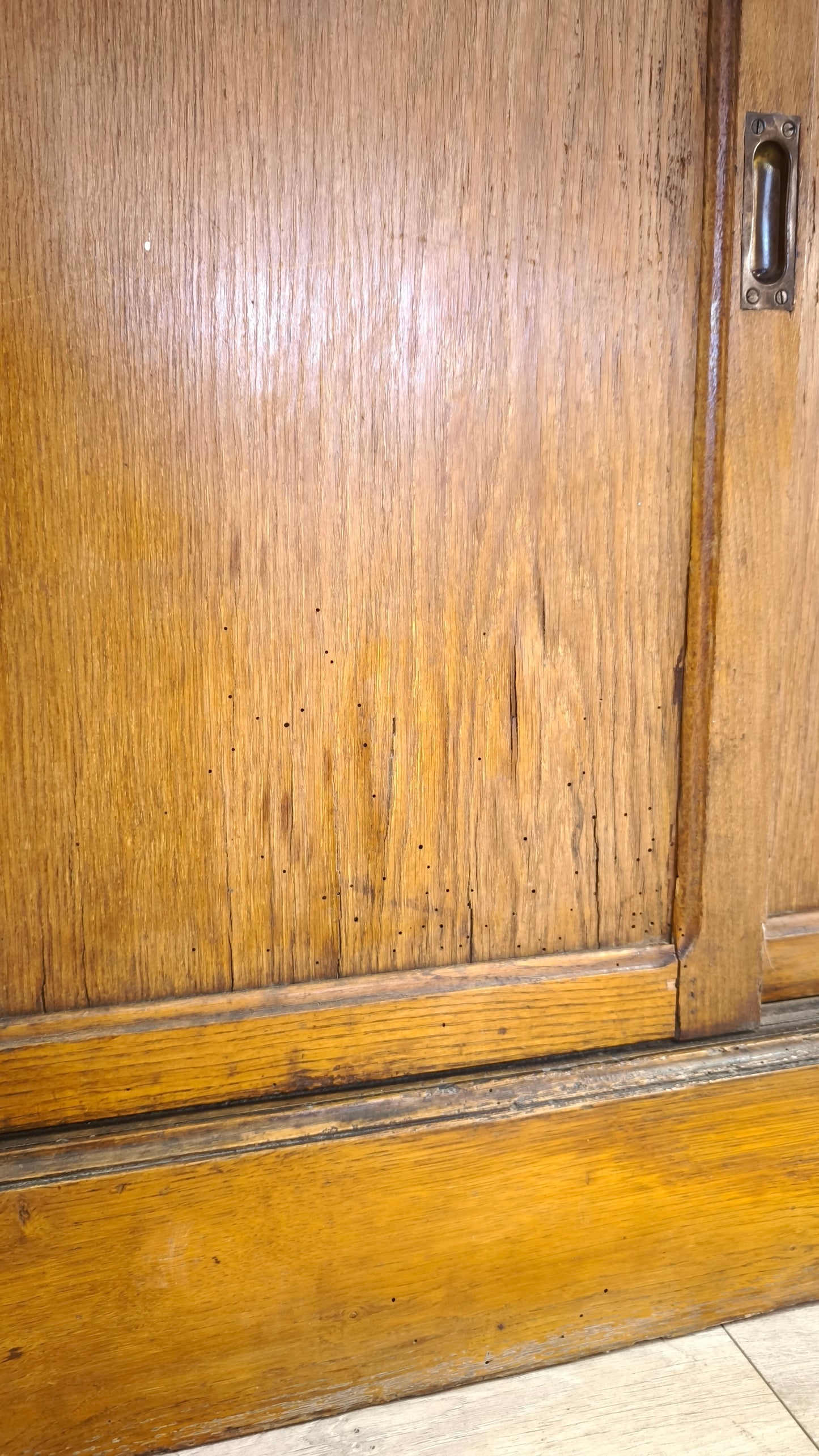 79072 Mobile archivio in legno con piano inclinato