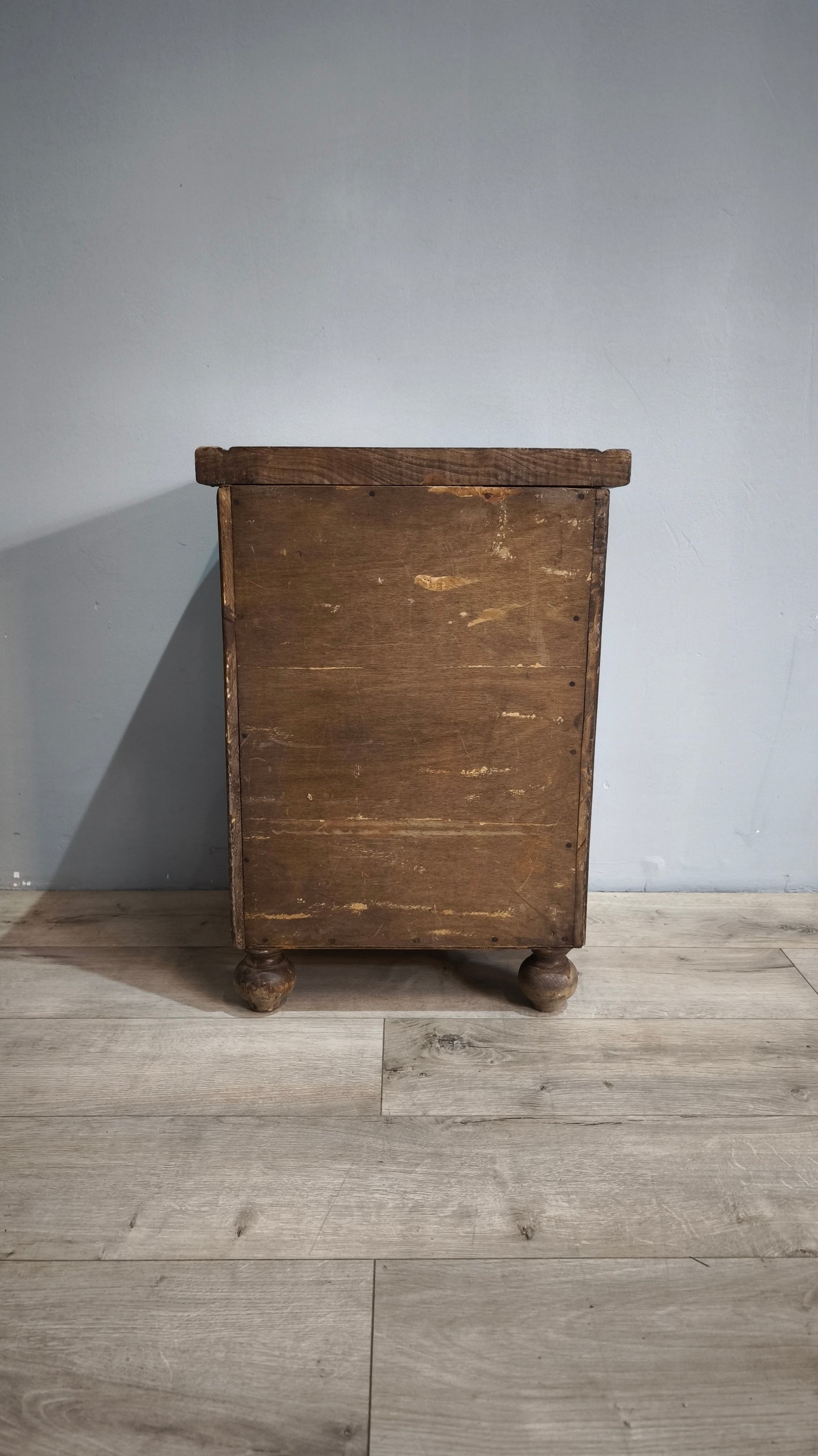 79236 Coppia di comodini in legno massello