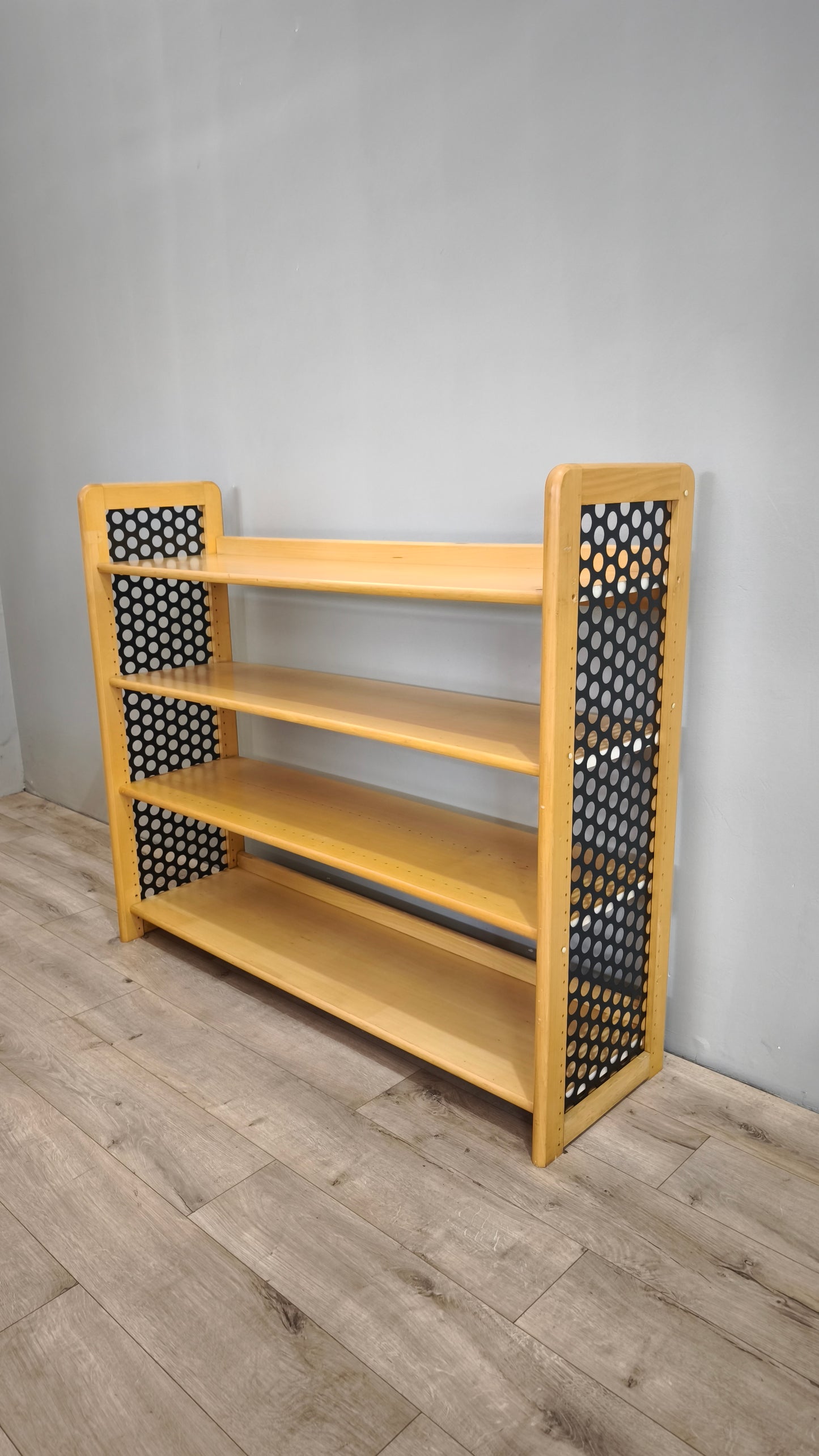 79343 Libreria color legno con tre ripiani