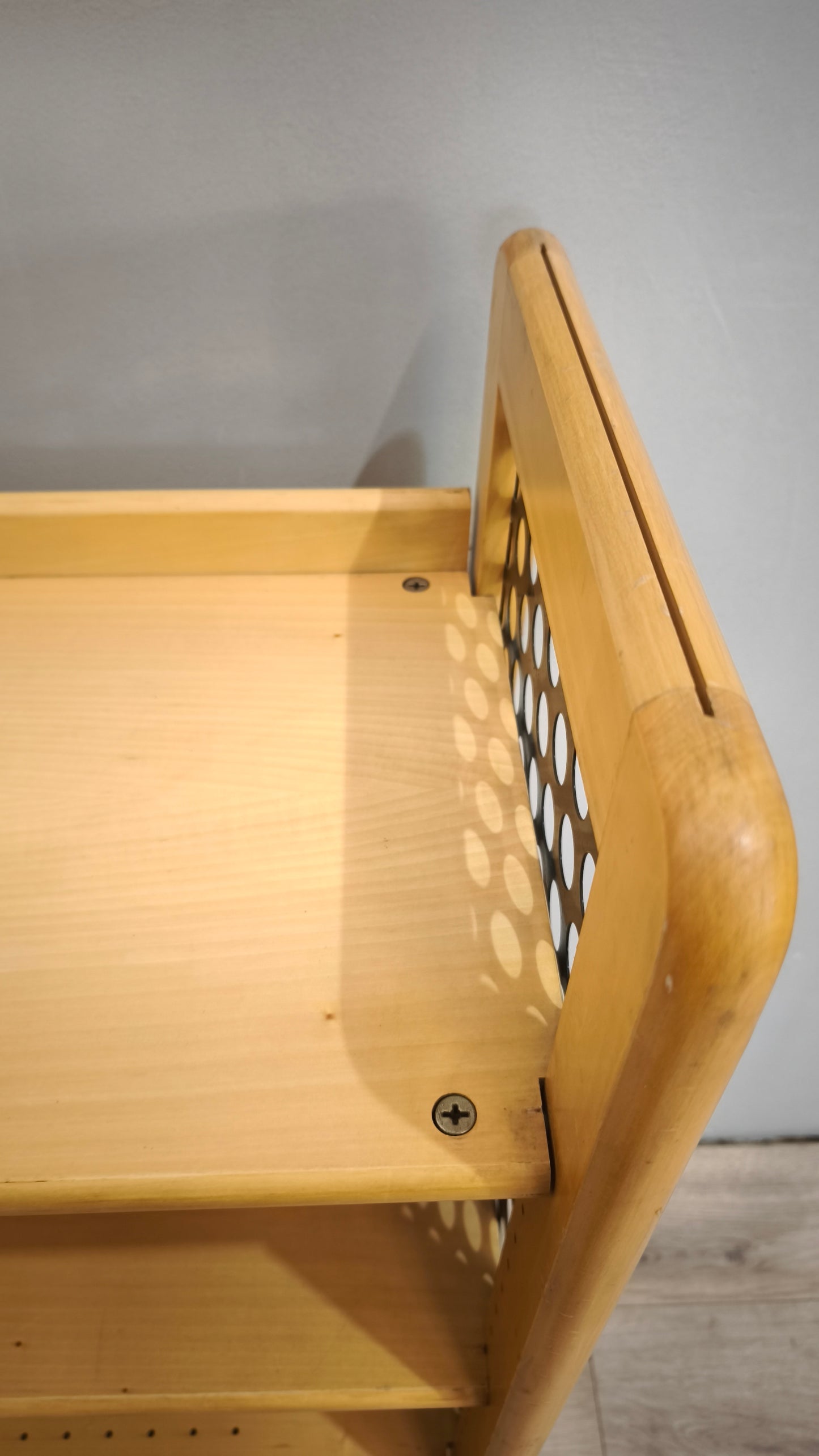 79343 Libreria color legno con tre ripiani