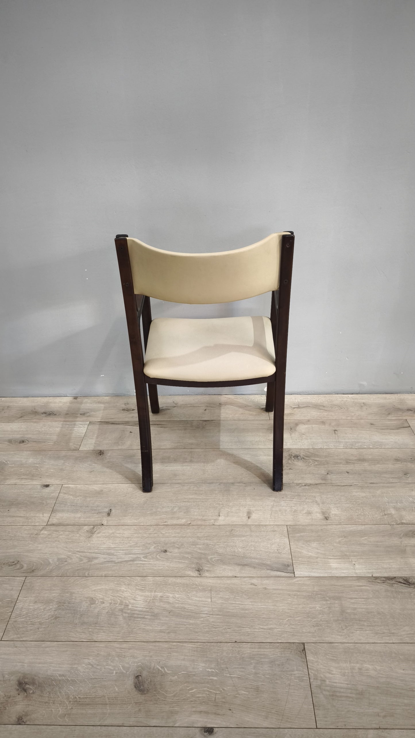 79346 Poltroncina in legno e tessuto beige