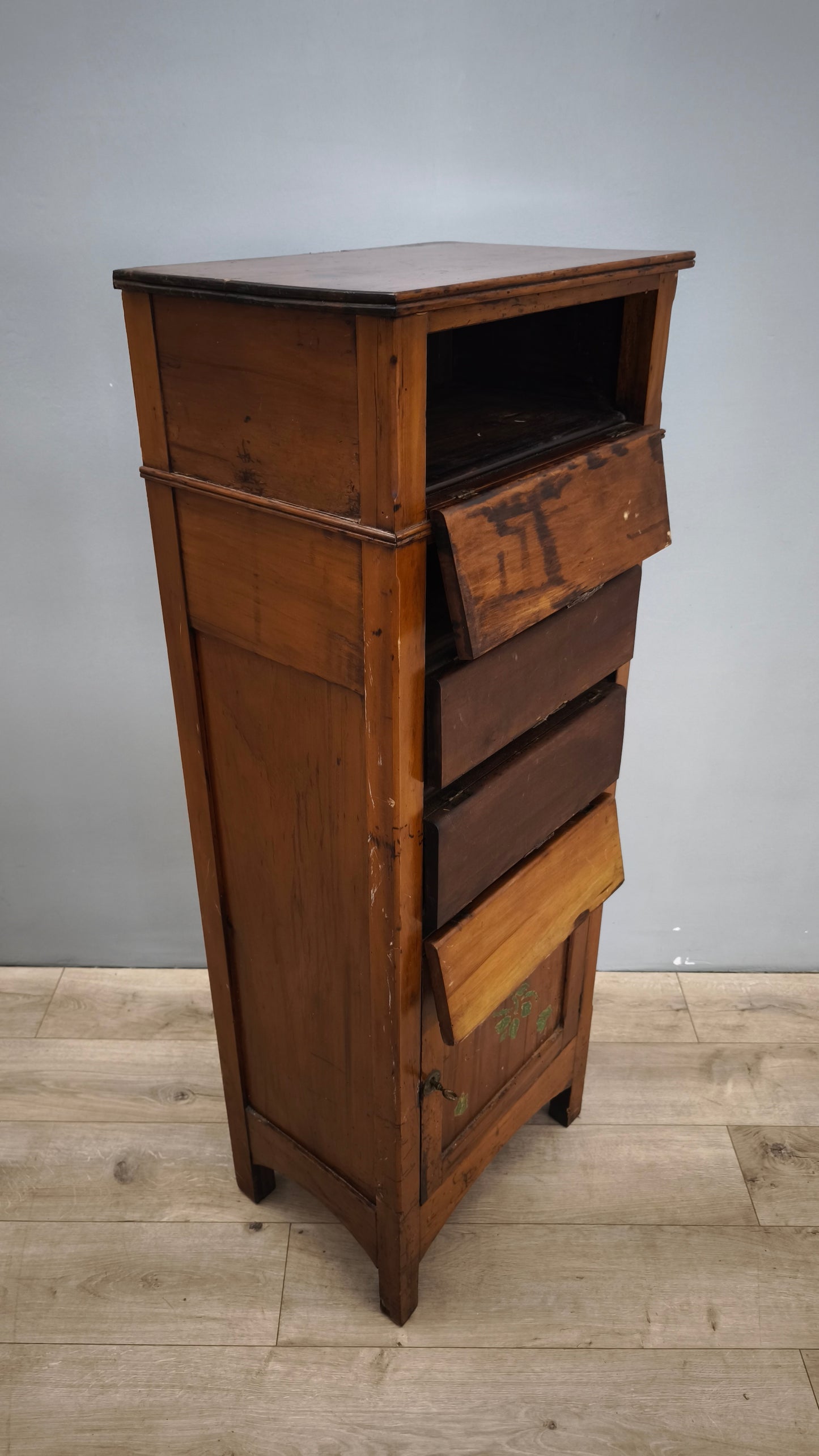 79406 Mobiletto archivio in legno