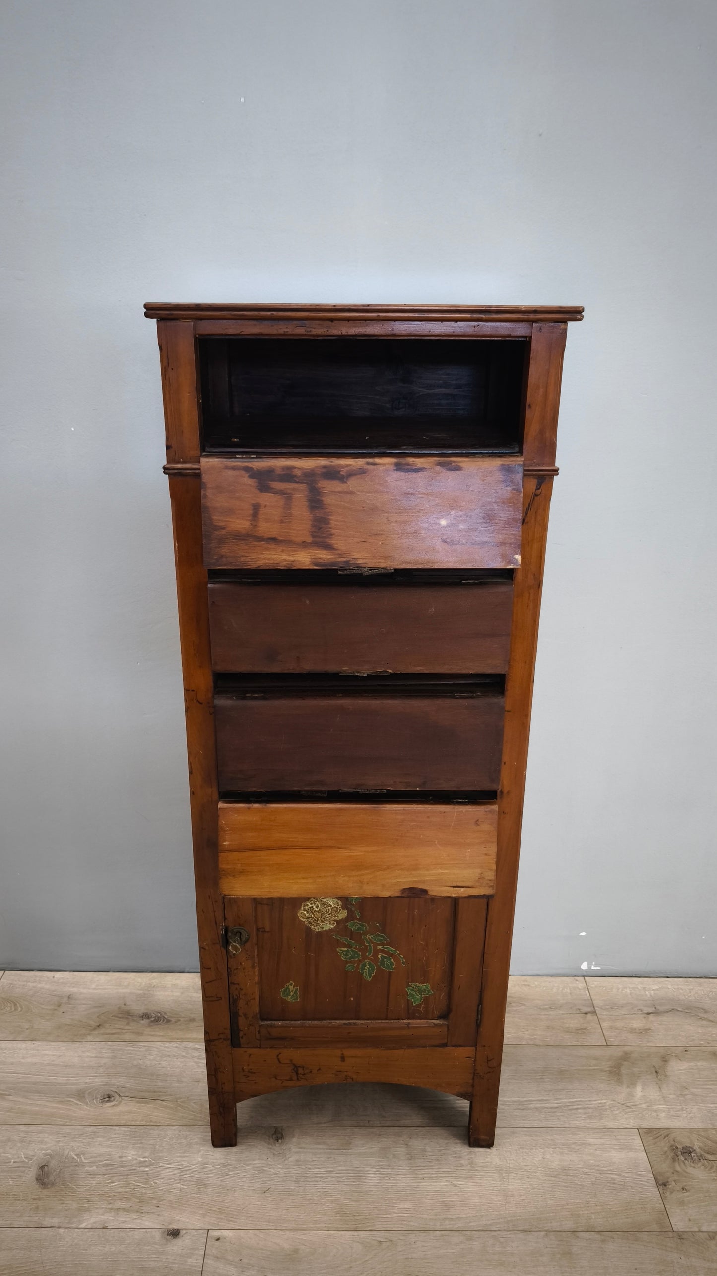 79406 Mobiletto archivio in legno