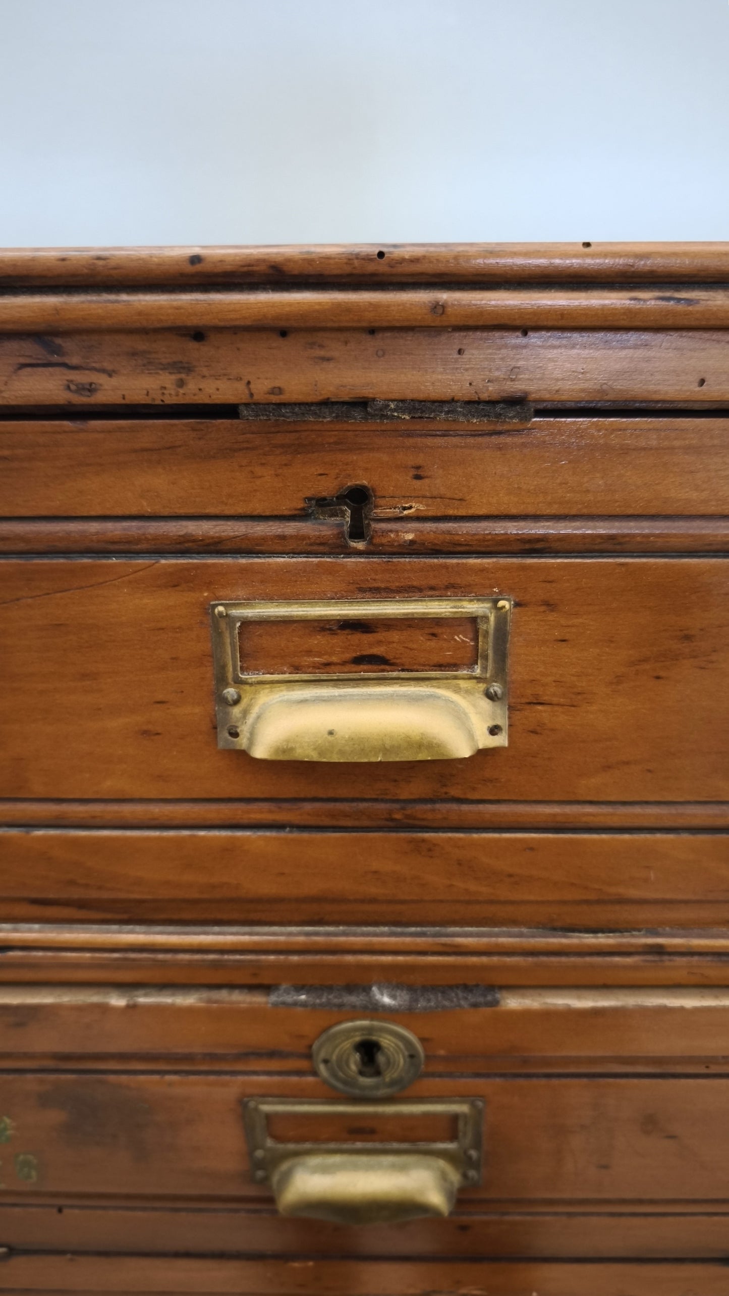 79406 Mobiletto archivio in legno