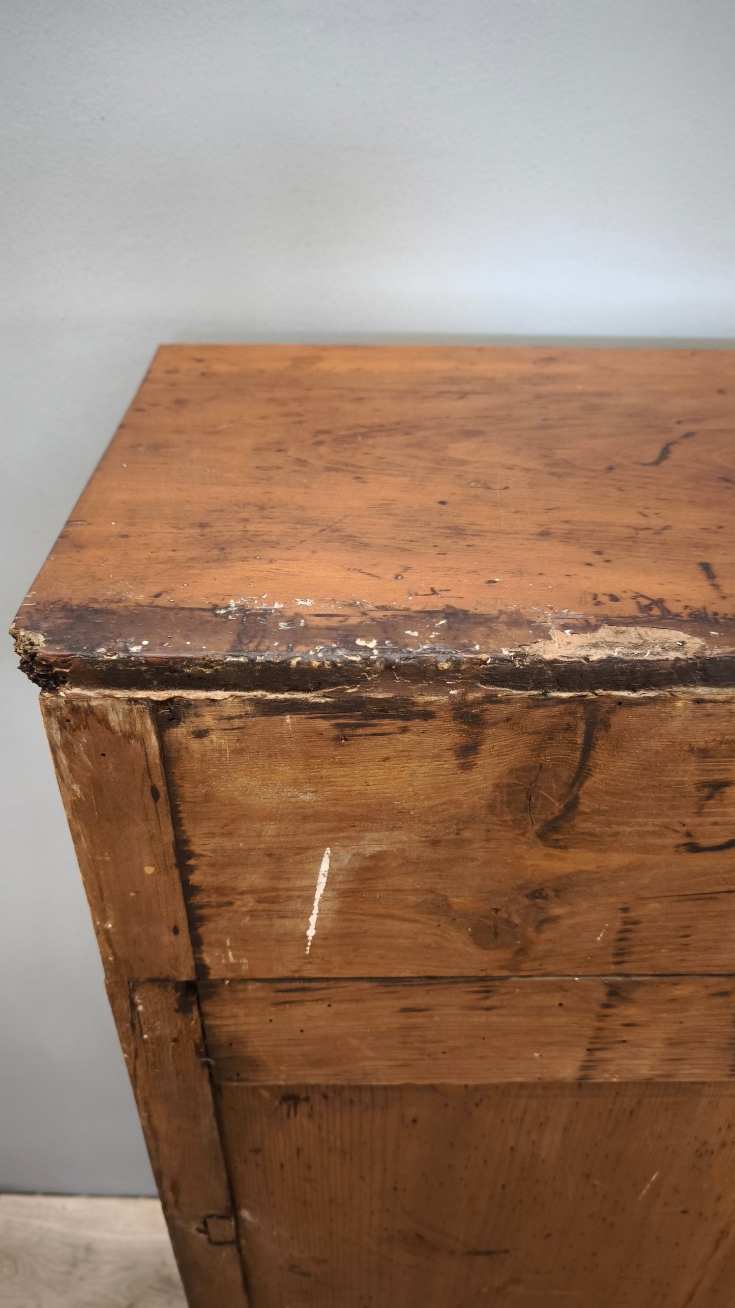 79406 Mobiletto archivio in legno