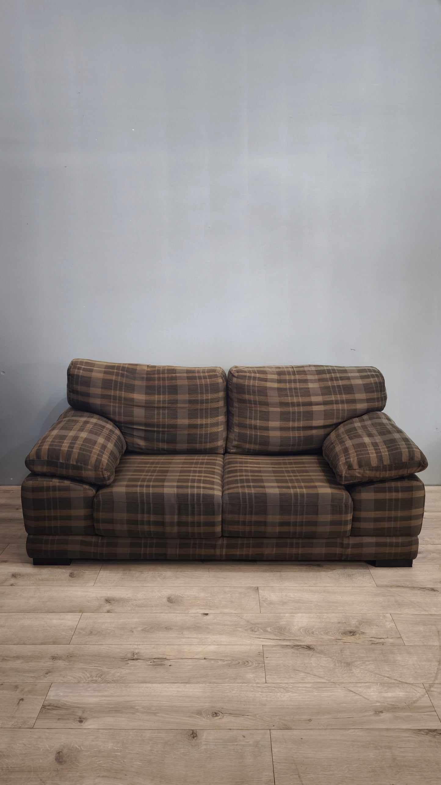 79434 Divano due posti Poltronesofà a quadri