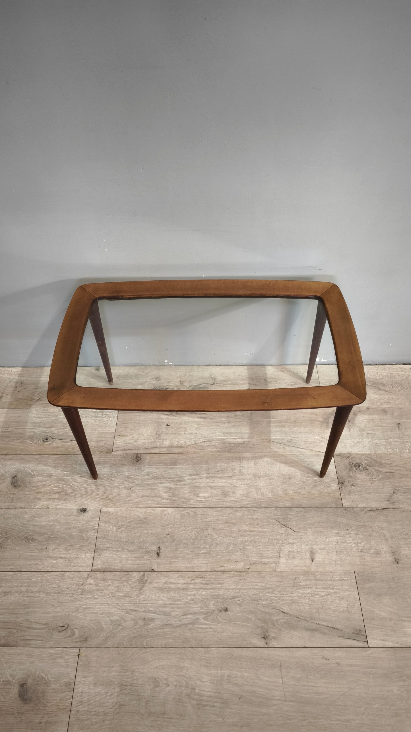 79609 Tavolino in legno e vetro stile nordico